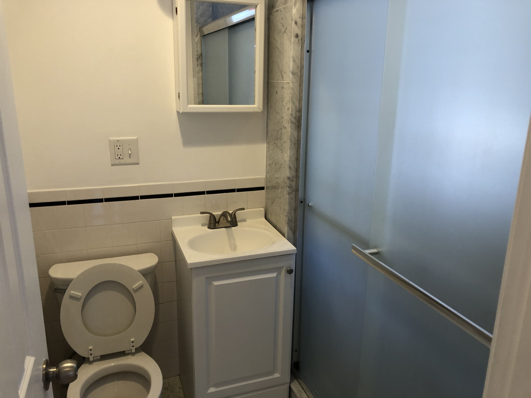Photo 6 of 107 Queensberry St. Unit 15