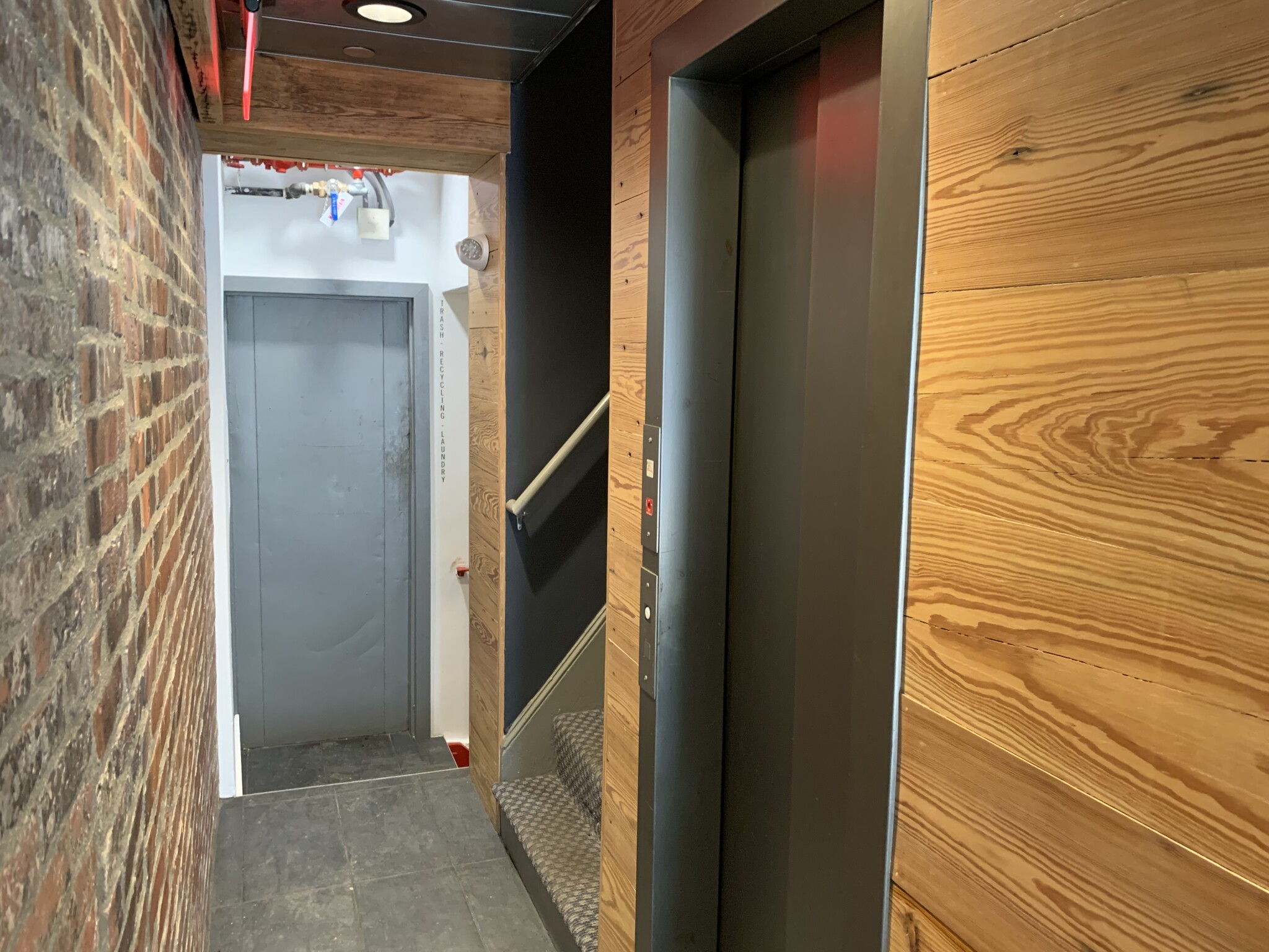 Studio bed, 1 bath apartment for rent at 144 Bowdoin St Unit 43, Beacon Hill — photo 32 of 34