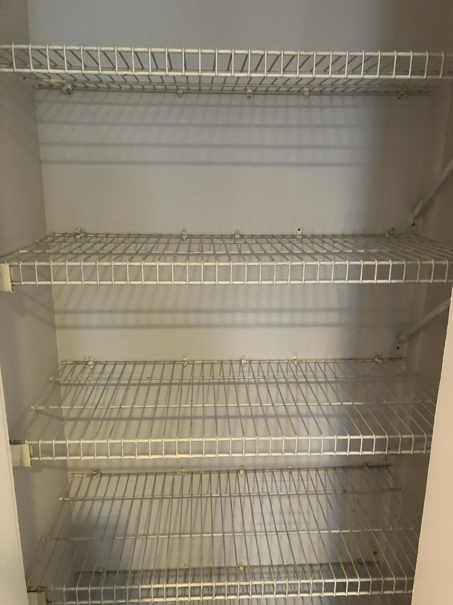 Photo 8 of 102 Queensberry St. Unit B