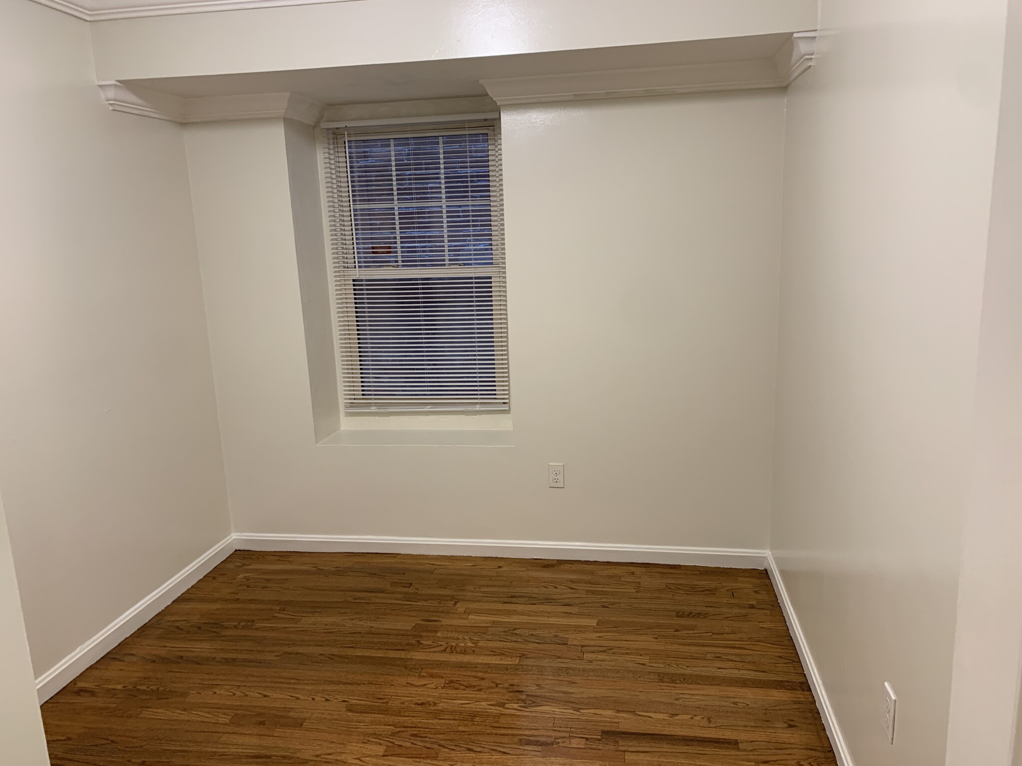 Photo 13 of 712 Shawmut Ave. Unit 1 (1R)