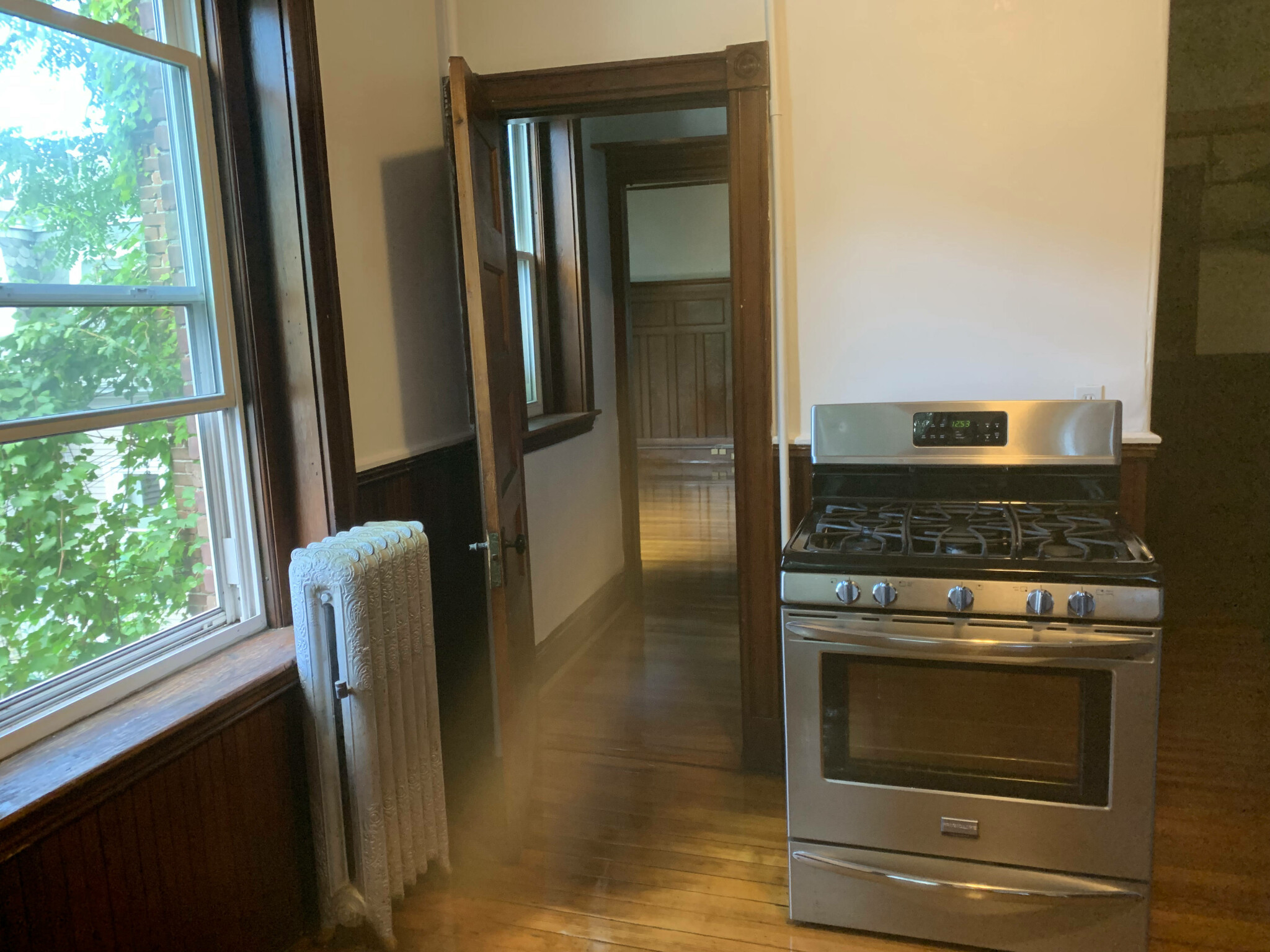 3 bed, 1 bath apartment for rent at 807 Centre St Unit 3, Jamaica Plain