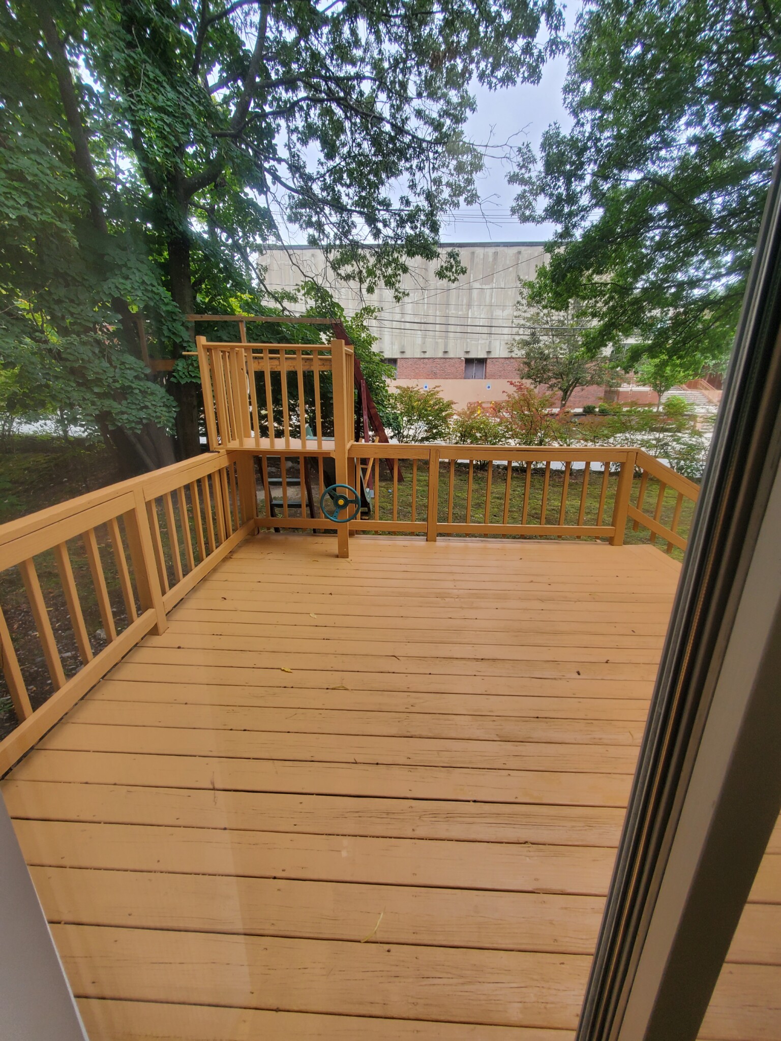 3 bed, 2.5 bath apartment for rent at 35 Vernon St Unit 1, Newton — photo 9 of 28