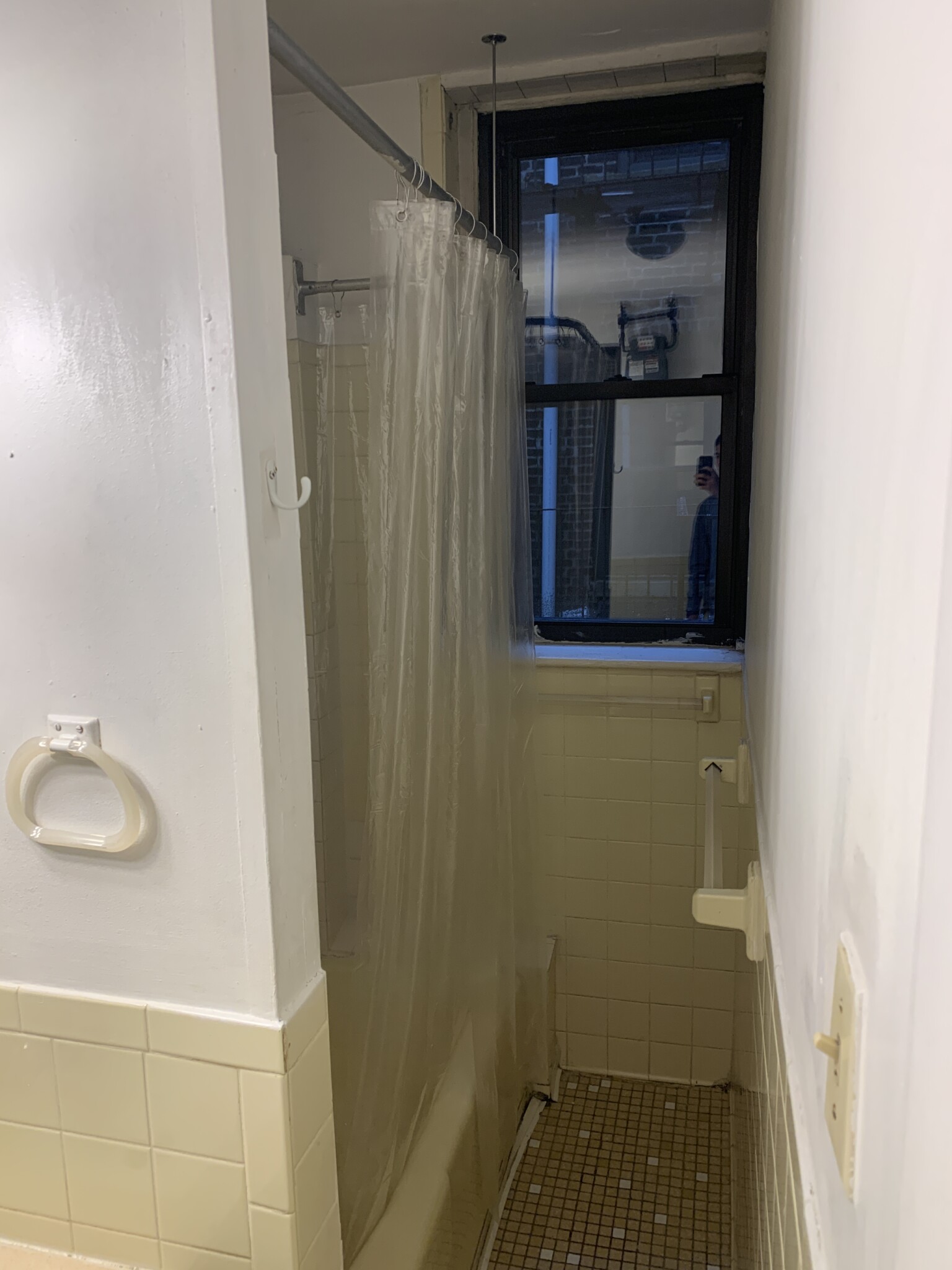 55 Burbank St, Fenway