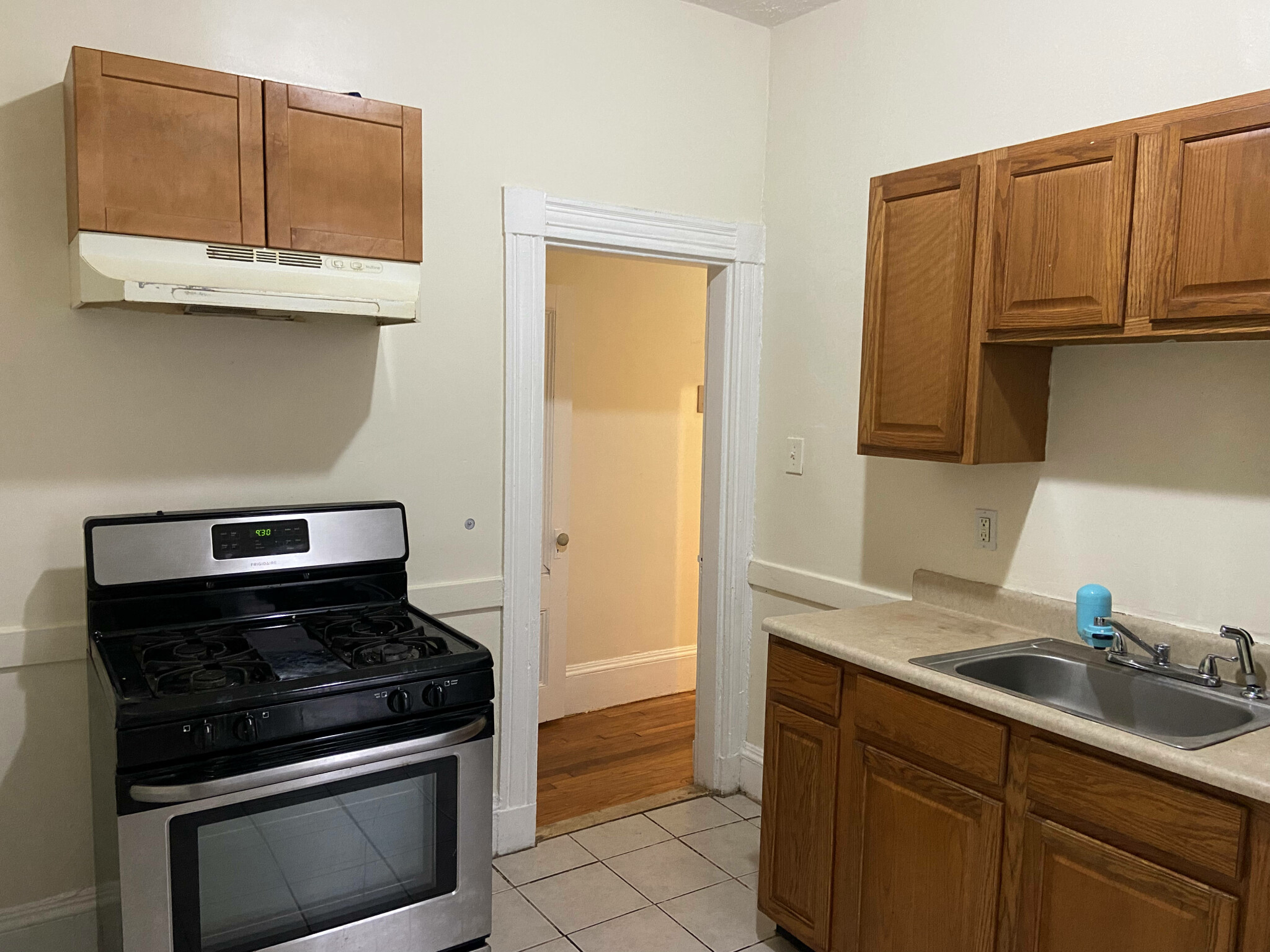 96 Winthrop St, Roxbury