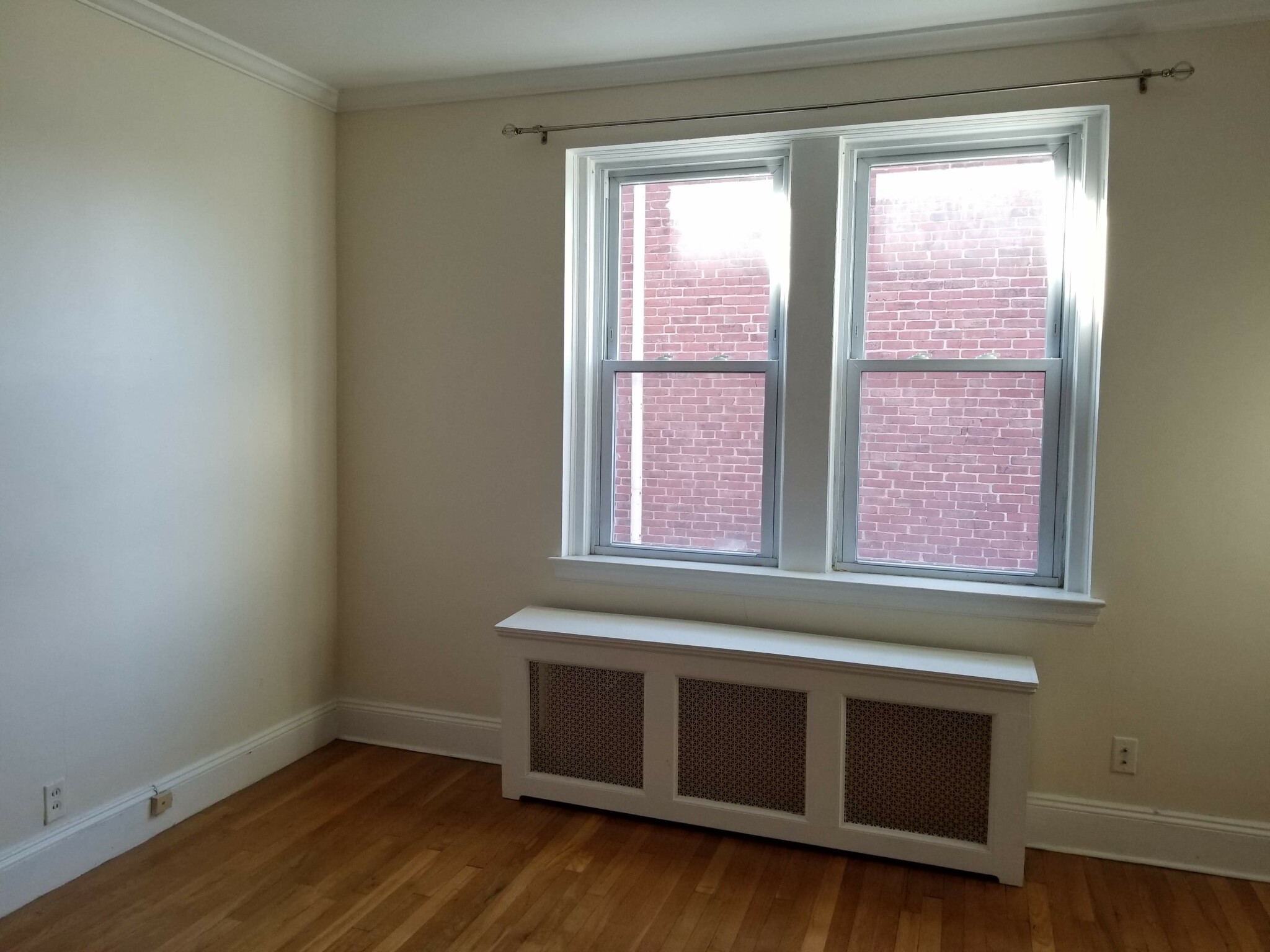 1 bed, 1 bath apartment for rent at 255 Kelton St Unit 4, Allston — photo 3 of 14