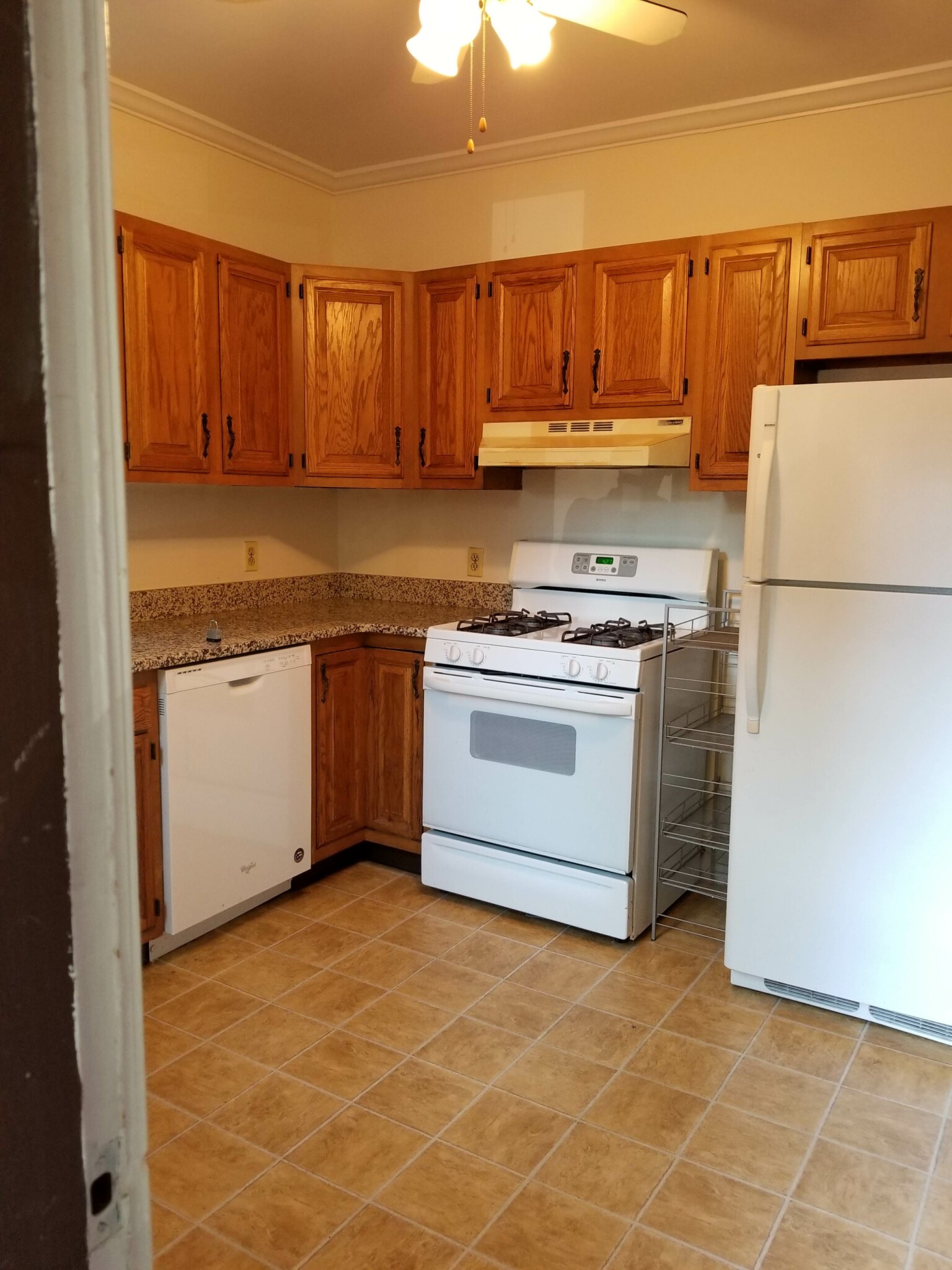 1 bed, 1 bath apartment for rent at 255 Kelton St Unit 4, Allston — photo 13 of 14