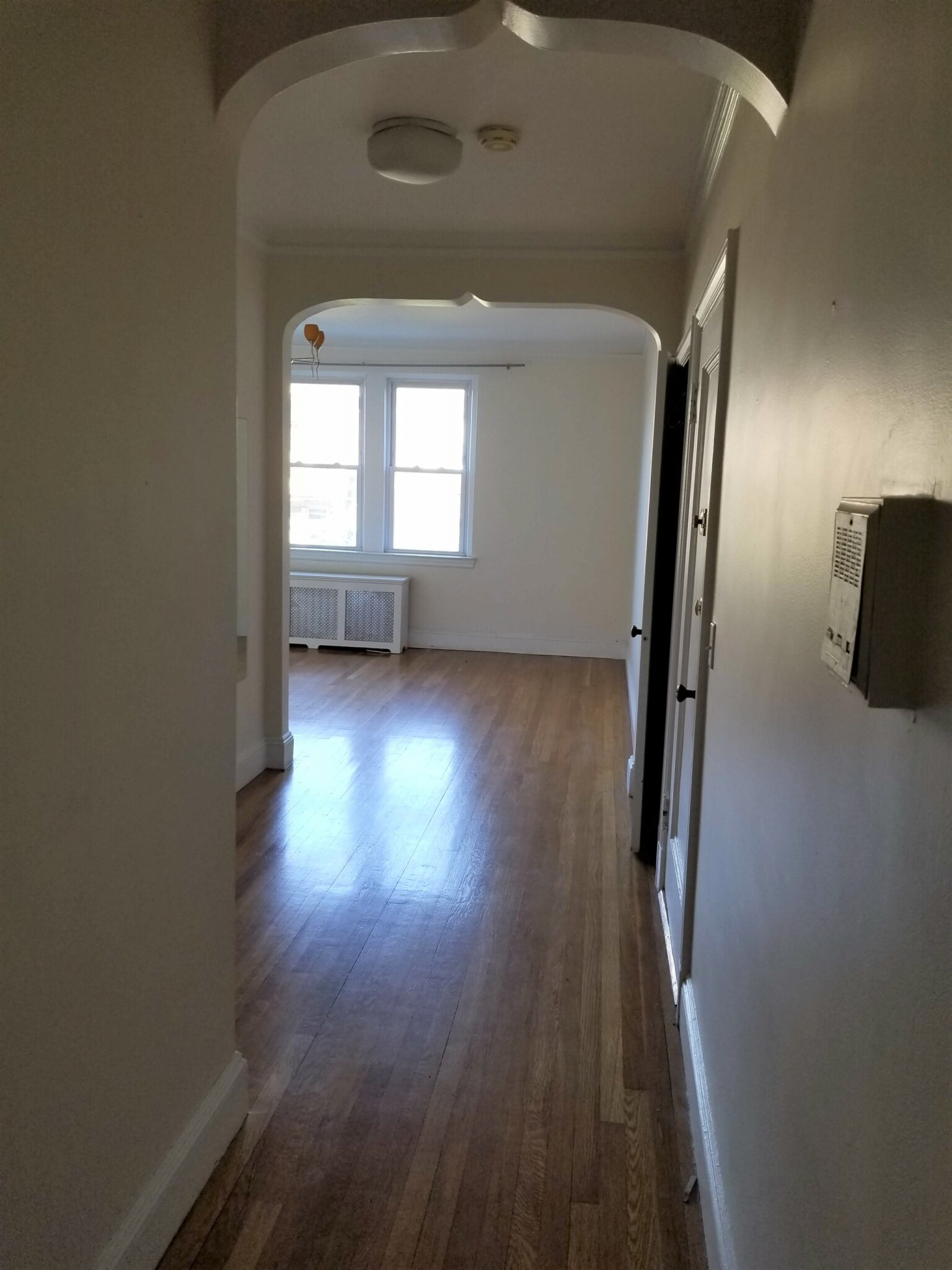 1 bed, 1 bath apartment for rent at 255 Kelton St Unit 4, Allston — photo 5 of 14