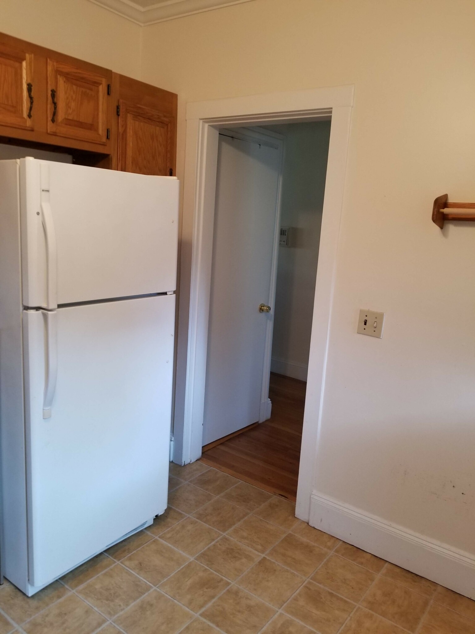 1 bed, 1 bath apartment for rent at 255 Kelton St Unit 4, Allston — photo 8 of 14