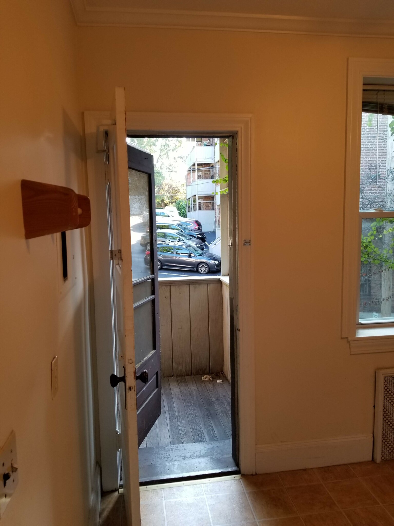 1 bed, 1 bath apartment for rent at 255 Kelton St Unit 4, Allston — photo 10 of 14