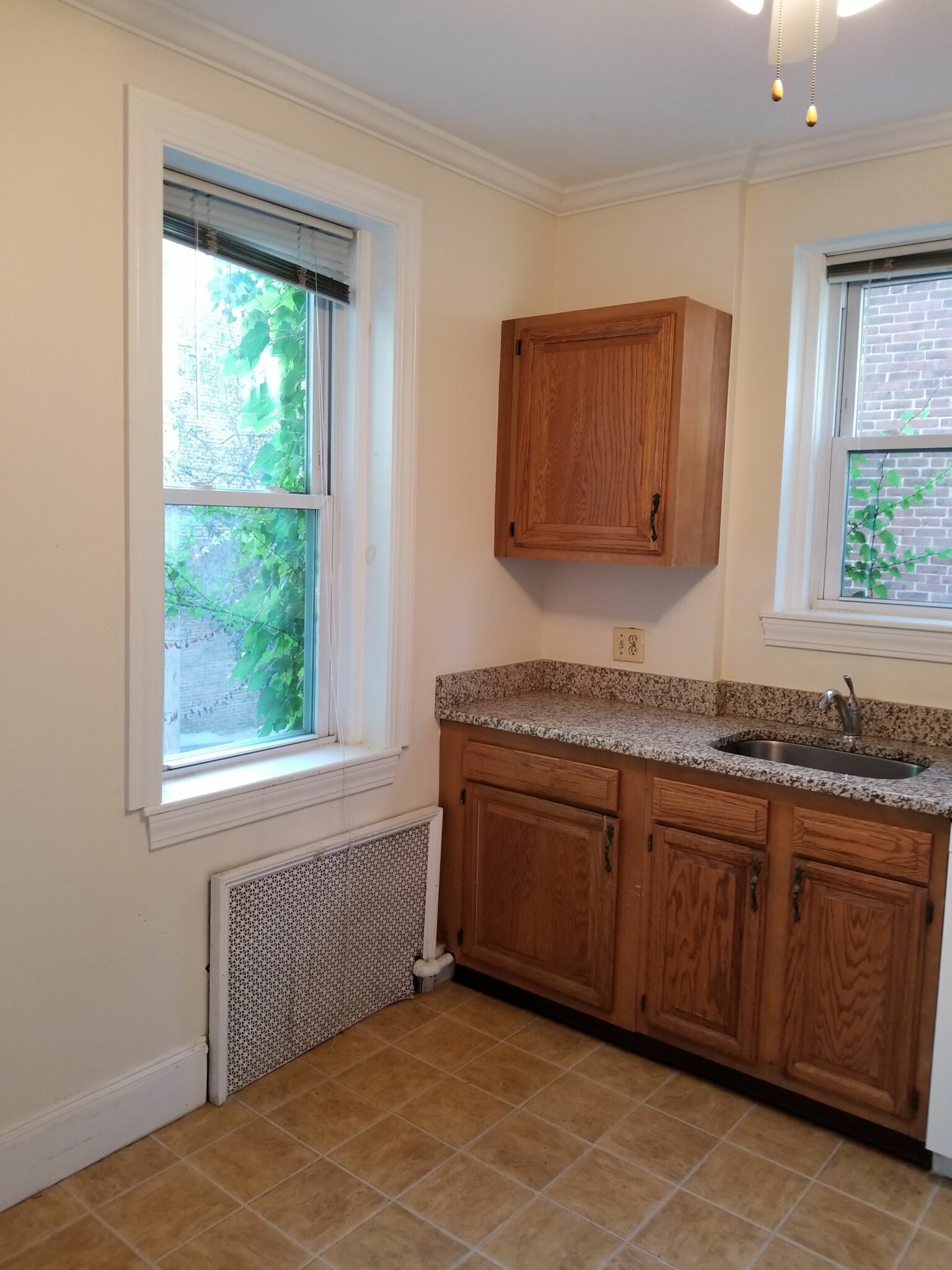 1 bed, 1 bath apartment for rent at 255 Kelton St Unit 4, Allston — photo 12 of 14