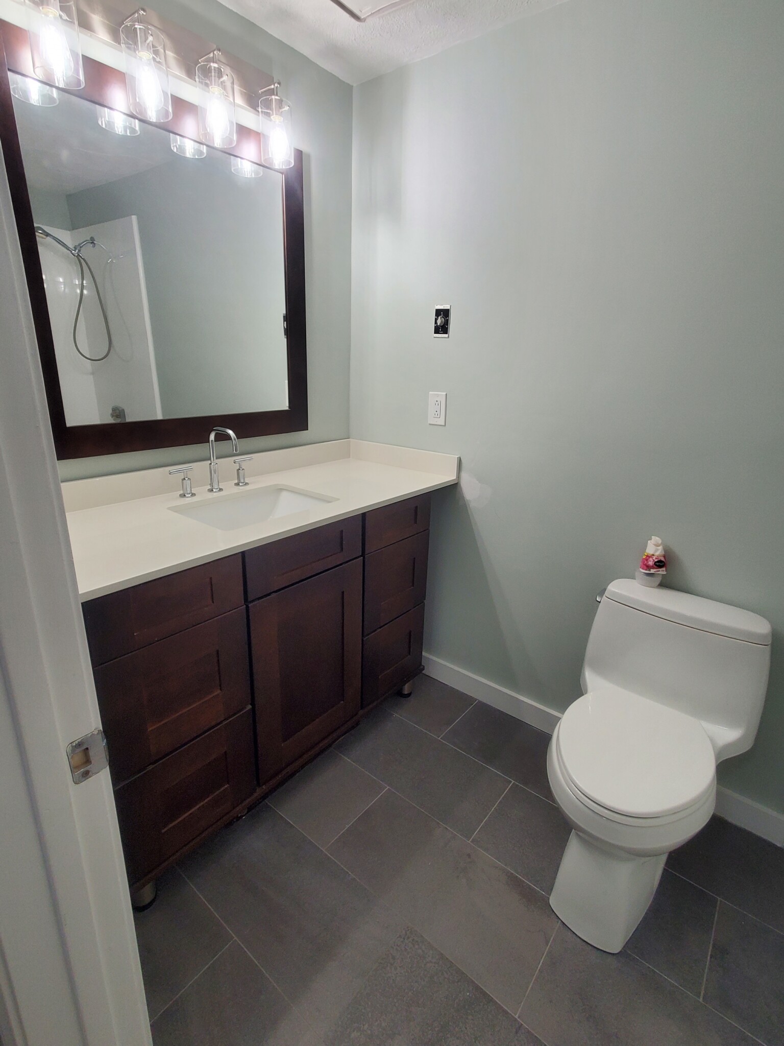 2 bed, 2 bath apartment for rent at 1212 Vfw Pkwy Unit 18, West Roxbury — photo 3 of 14