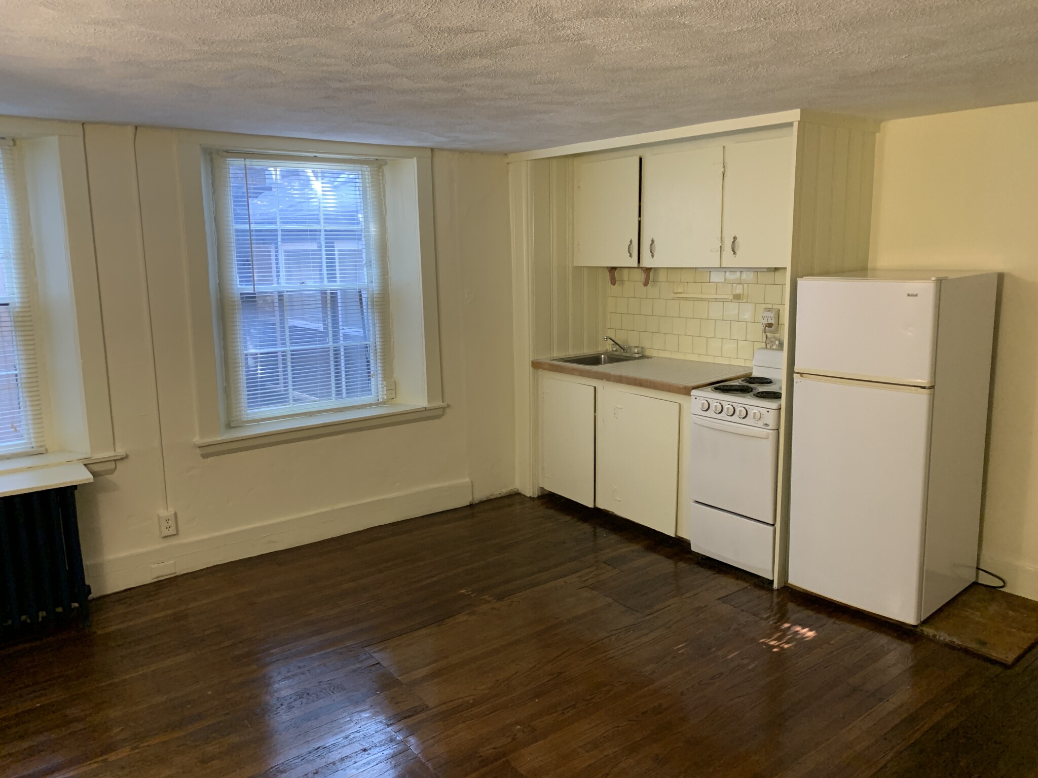 90 Myrtle St, Beacon Hill