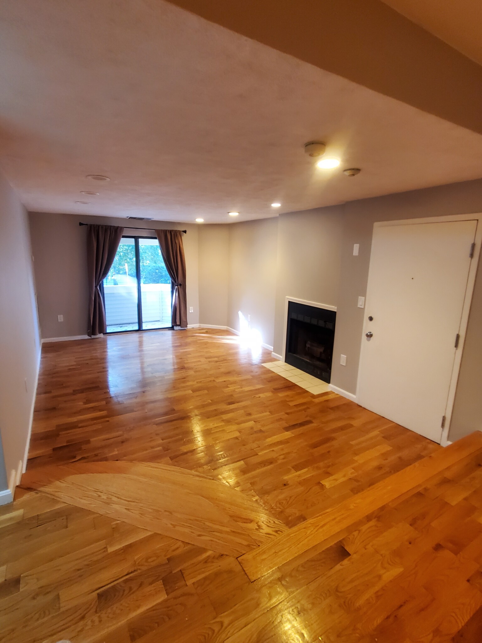 2 bed, 2 bath apartment for rent at 1212 Vfw Pkwy Unit 18, West Roxbury — photo 8 of 14