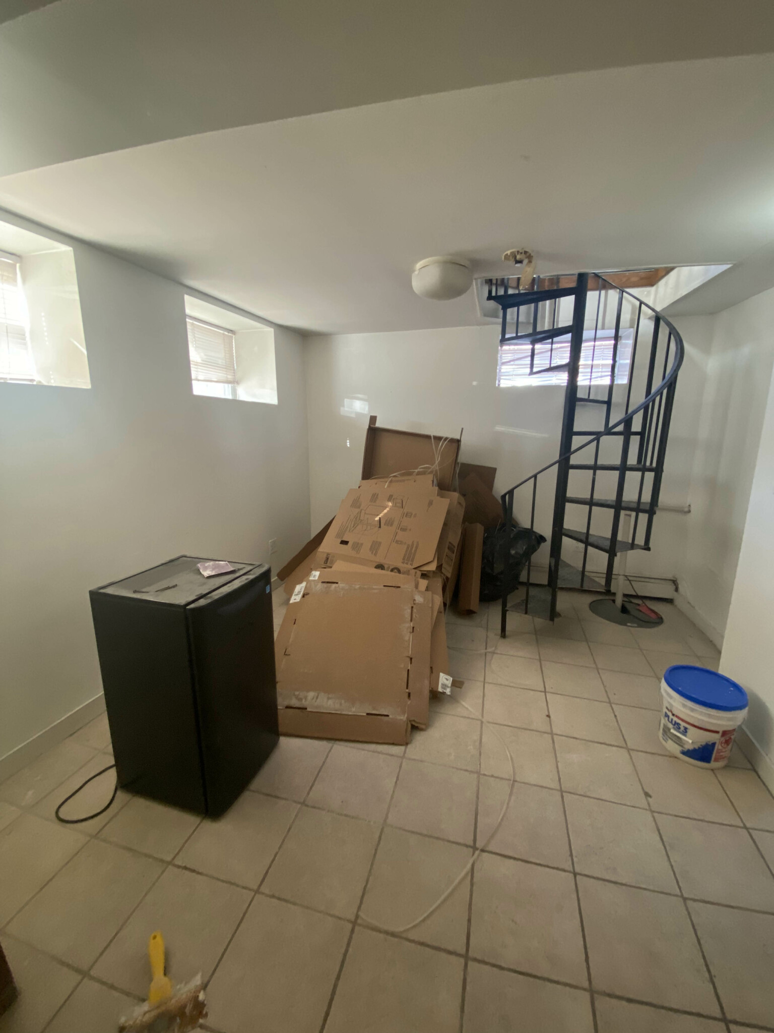 1 bed, 1 bath apartment for rent at 57 Old Rutherford Ave Unit 1B, Charlestown — photo 2 of 5