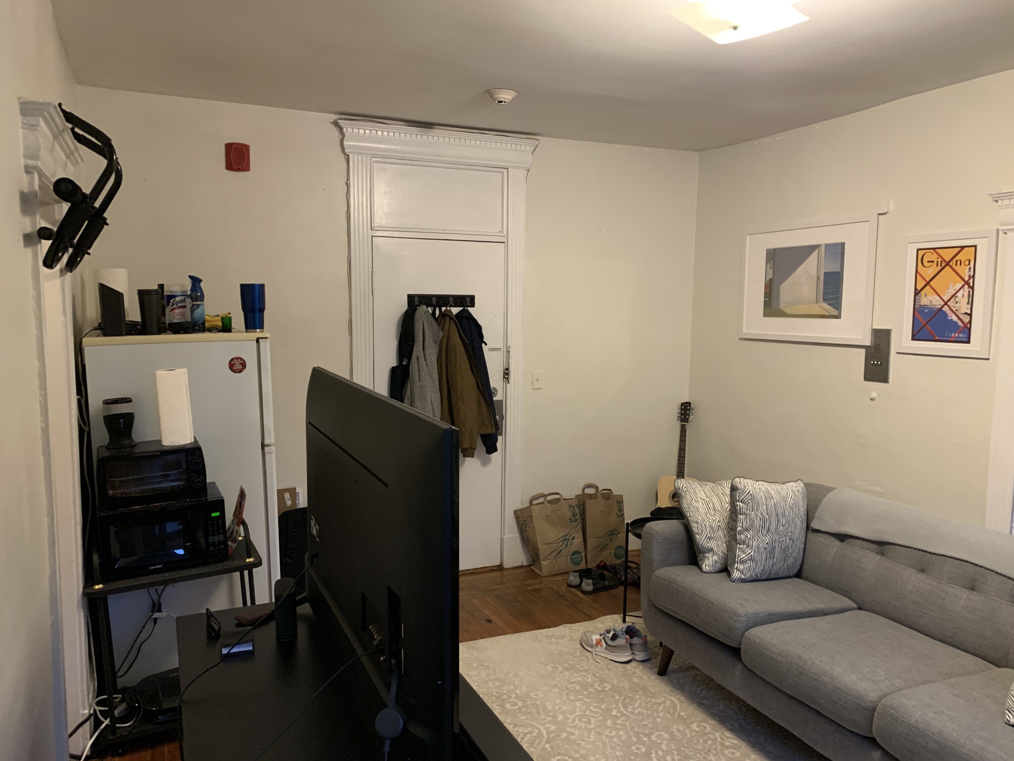Studio bed, 1 bath apartment for rent at 59 Burbank St Unit 10, Fenway — photo 10 of 15