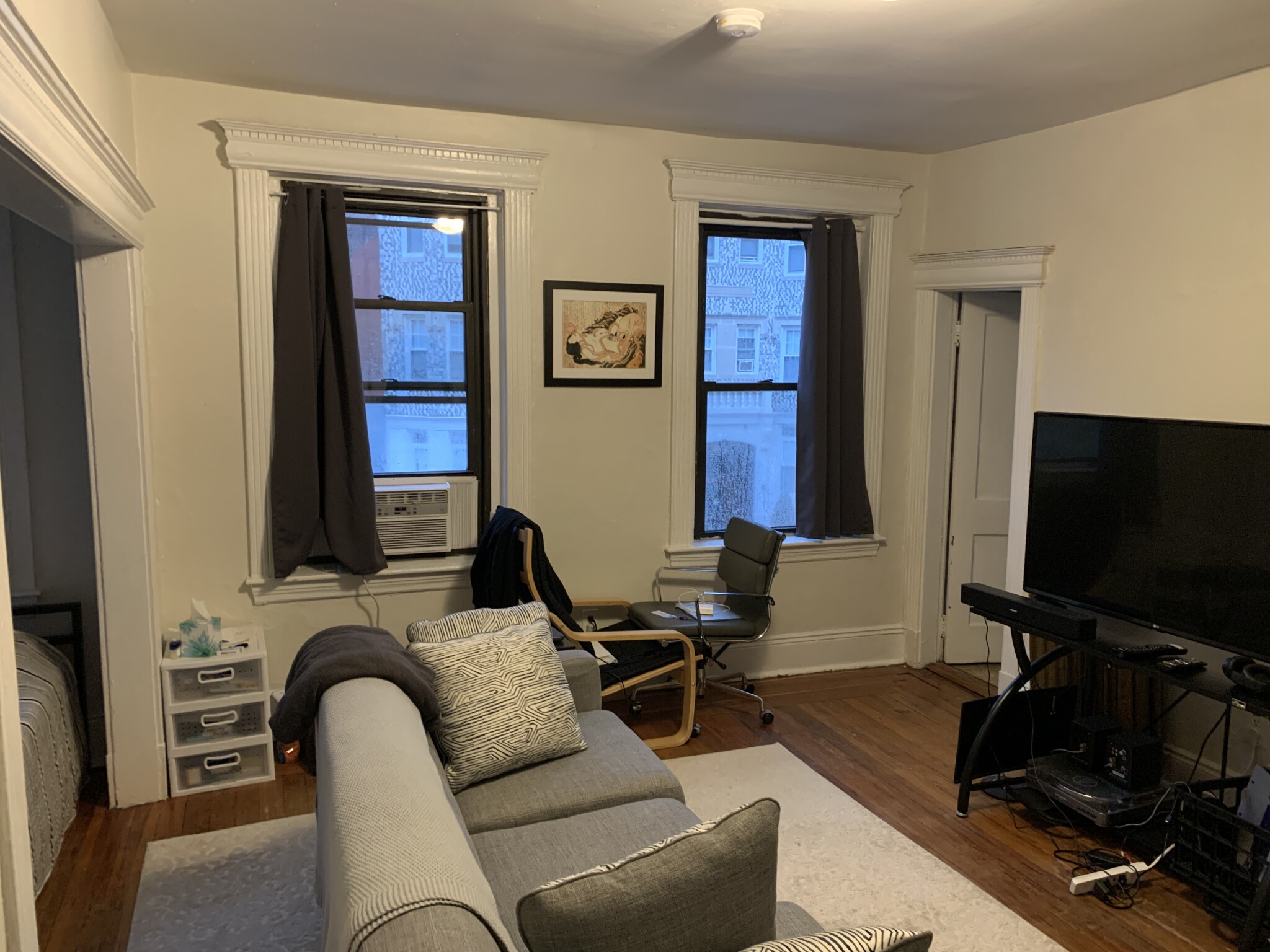 Studio bed, 1 bath apartment for rent at 59 Burbank St Unit 10, Fenway — photo 8 of 15