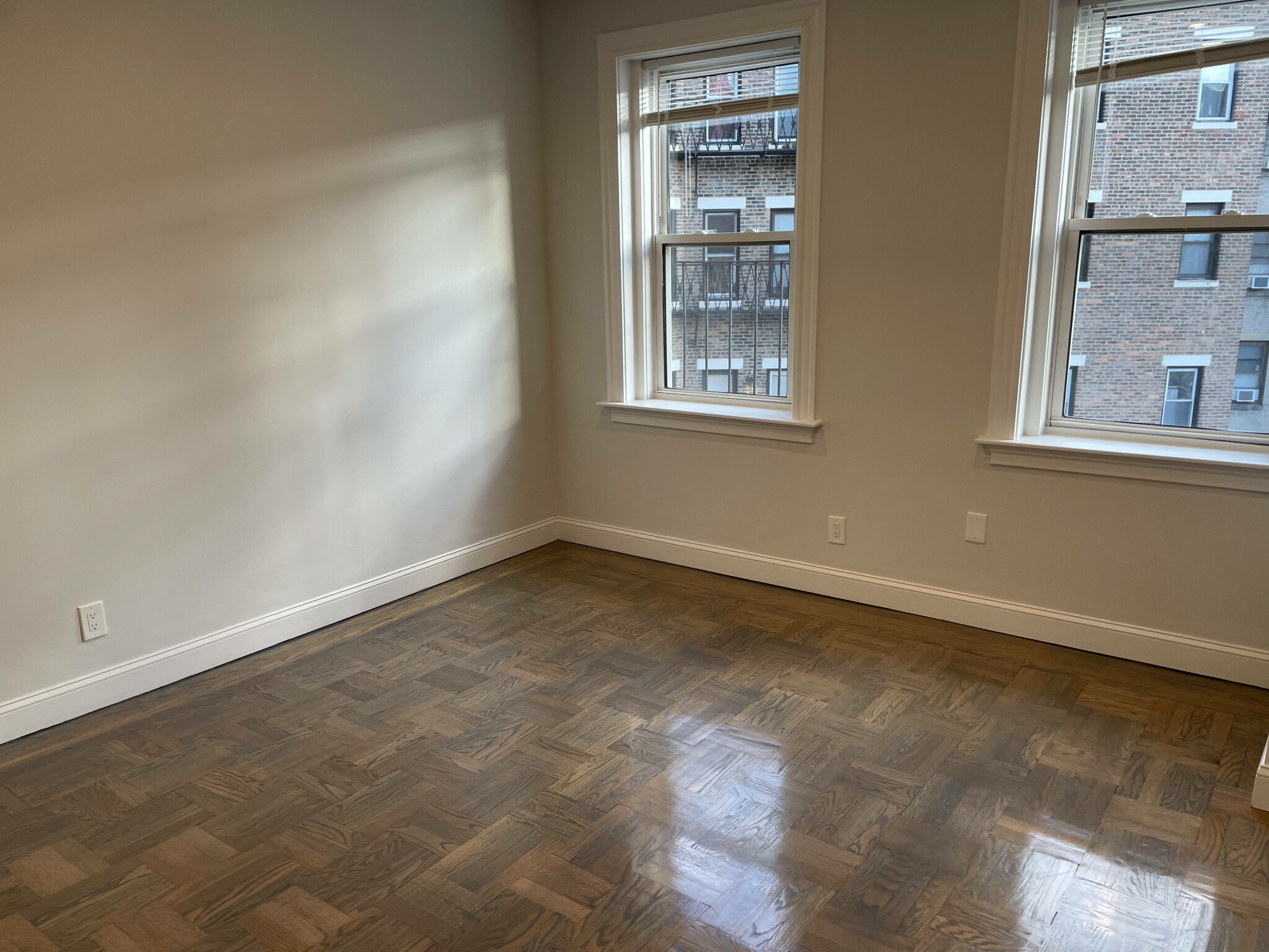 Photo 8 of 20 Queensberry St. Unit 7