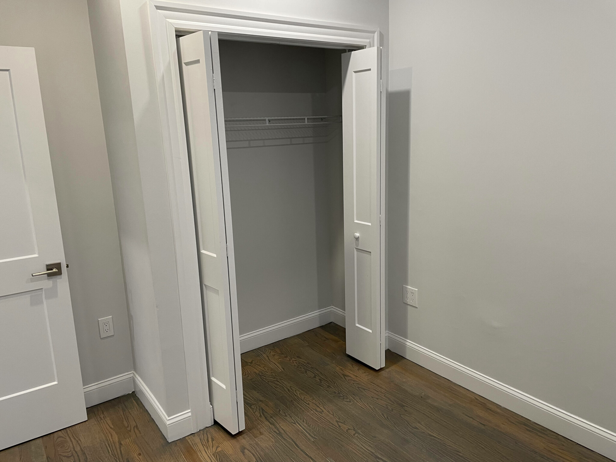 Photo 10 of 20 Queensberry St. Unit 7