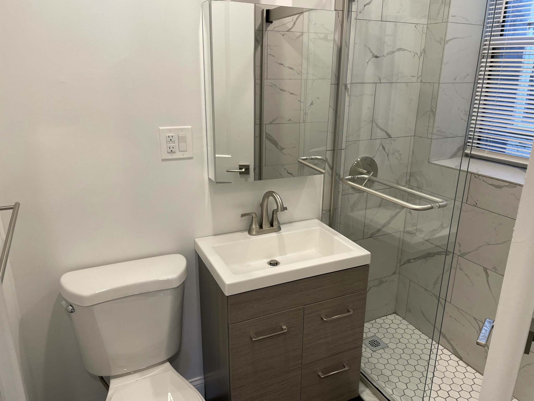 Photo 5 of 20 Queensberry St. Unit 7