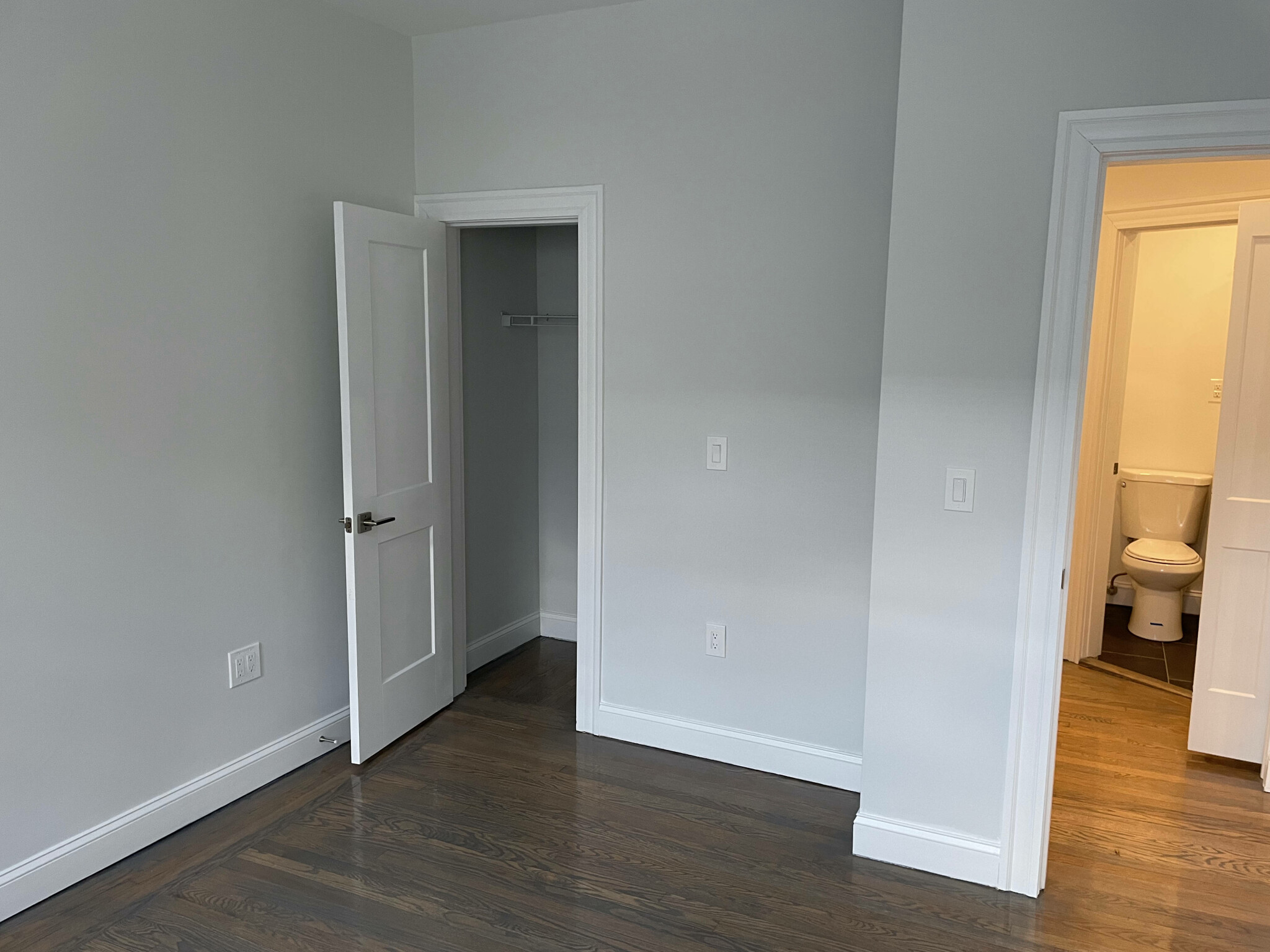 Photo 6 of 20 Queensberry St. Unit 7