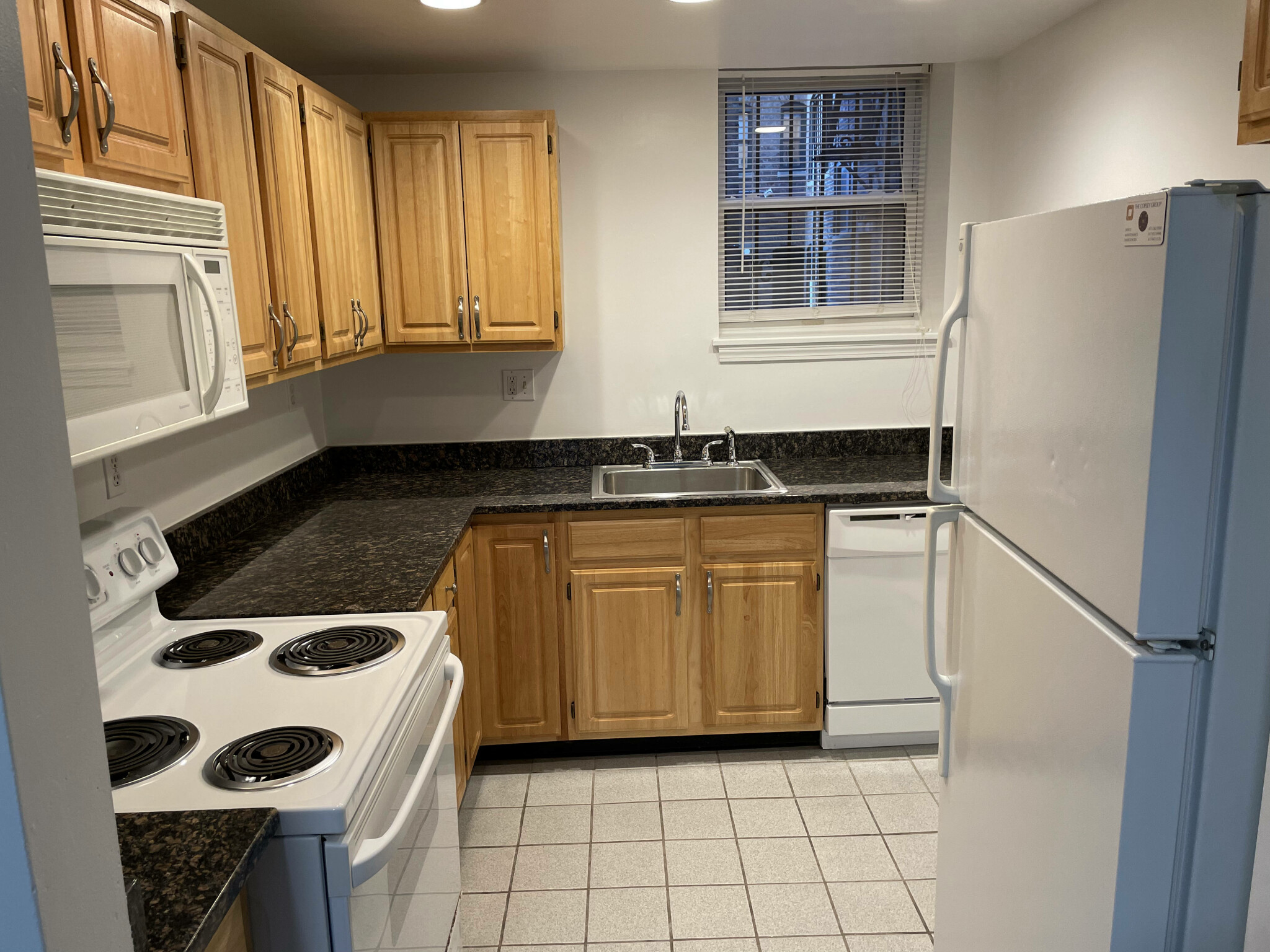 15 Queensberry St, Fenway