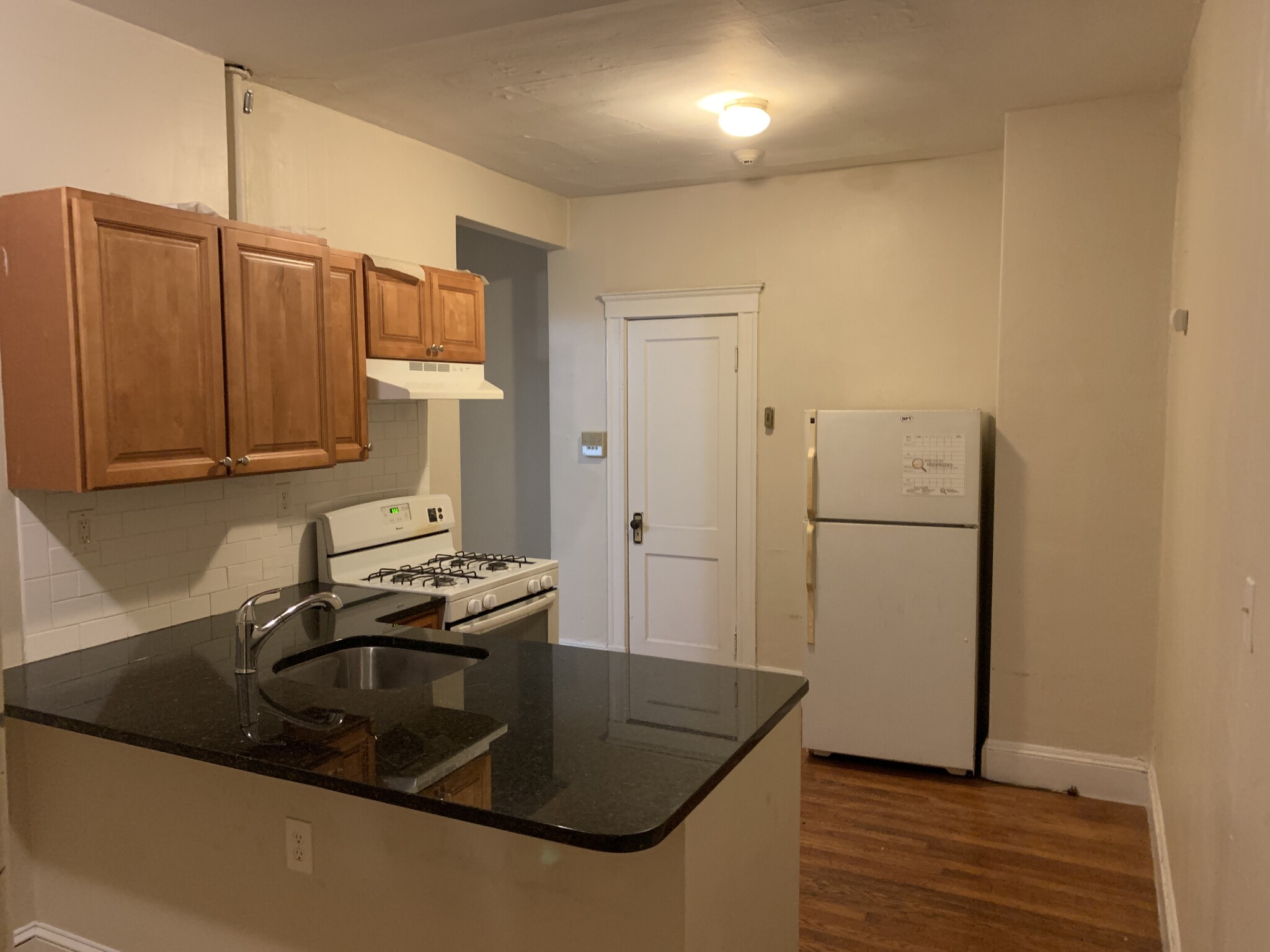 318 Summit Ave, Brighton