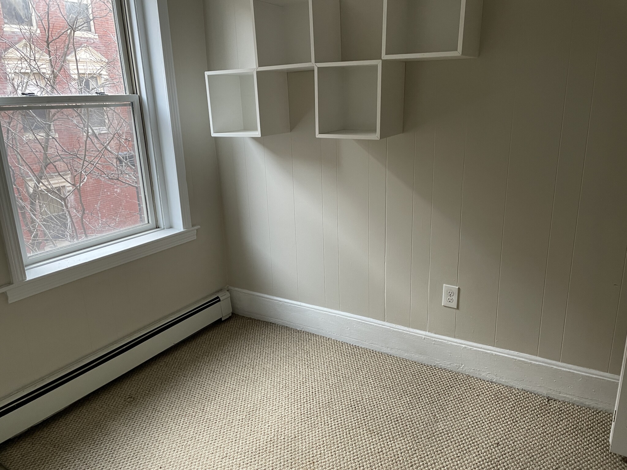 2 bed, 1 bath apartment for rent at 51 Phillips St Unit 3, Beacon Hill — photo 2 of 7