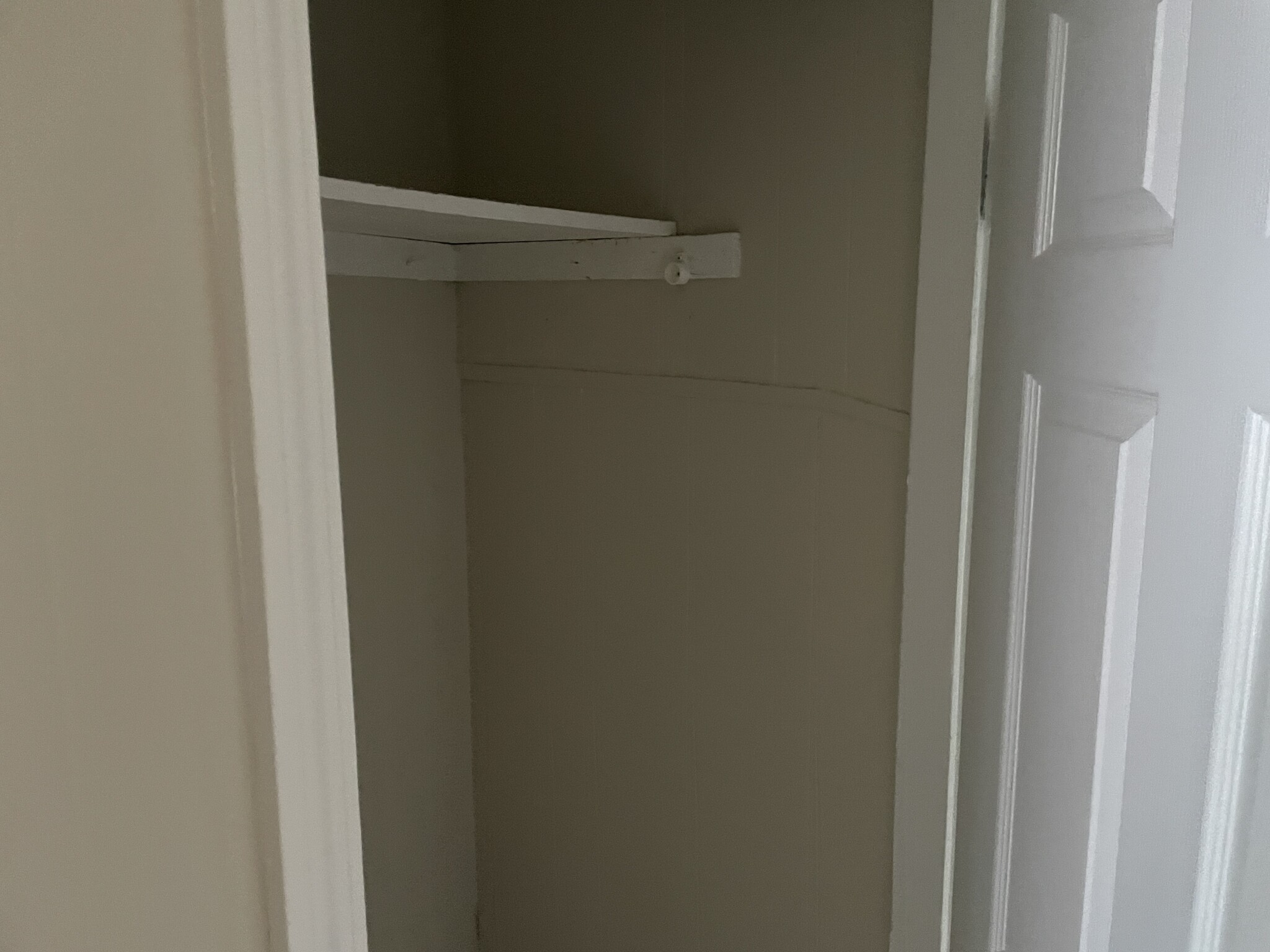 2 bed, 1 bath apartment for rent at 51 Phillips St Unit 3, Beacon Hill — photo 3 of 7