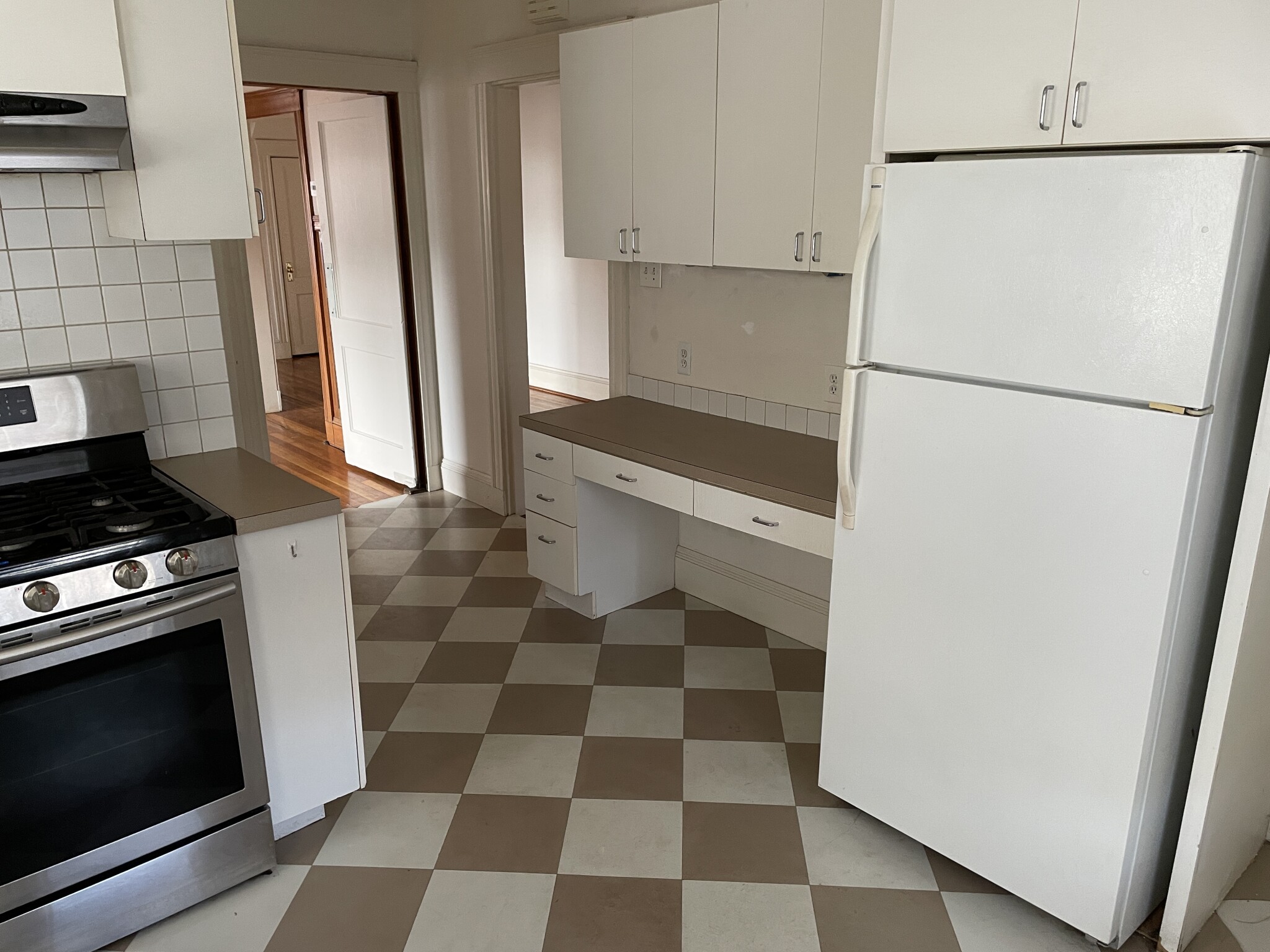 2 bed, 1 bath apartment for rent at 21 Wade St Unit 1, Brighton — photo 11 of 11