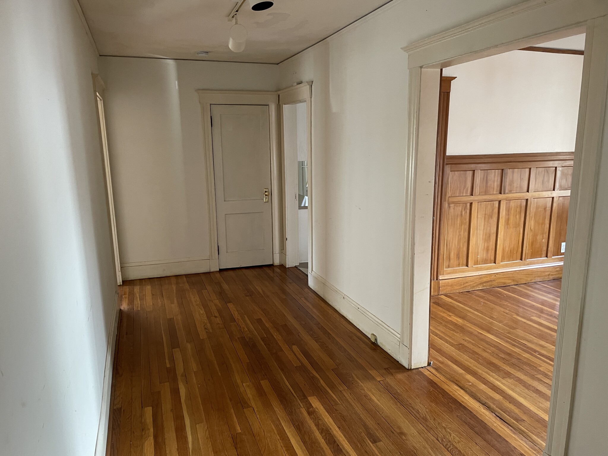 2 bed, 1 bath apartment for rent at 21 Wade St Unit 1, Brighton — photo 5 of 11