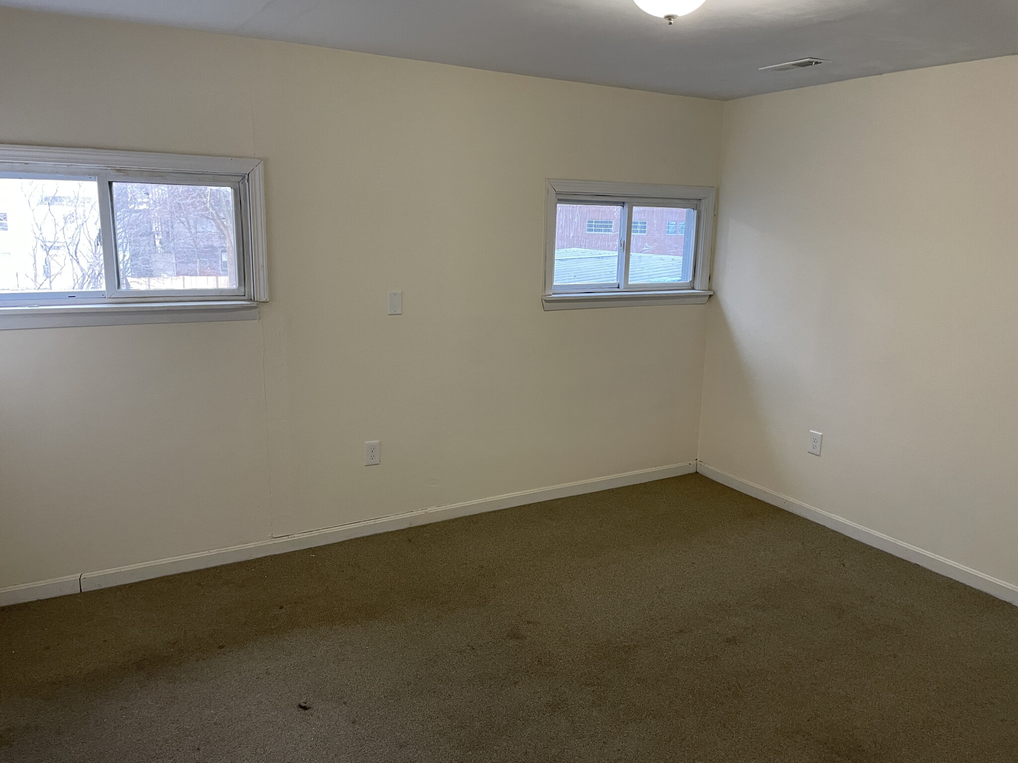 227 Roxbury, Roxbury