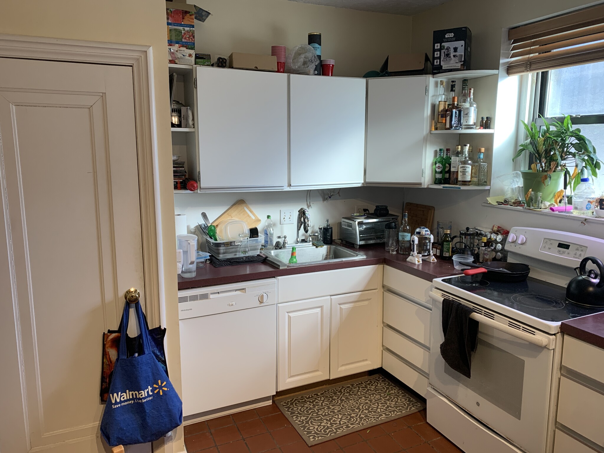 1 bed, 1 bath apartment for rent at 60 Charlesgate W Unit BB, Fenway — photo 3 of 18