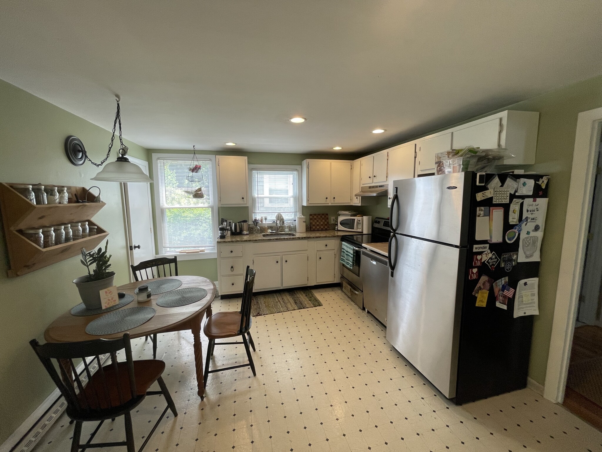 3 bed, 1.5 bath apartment for rent at 83 Brayton Rd, Brighton — photo 2 of 13