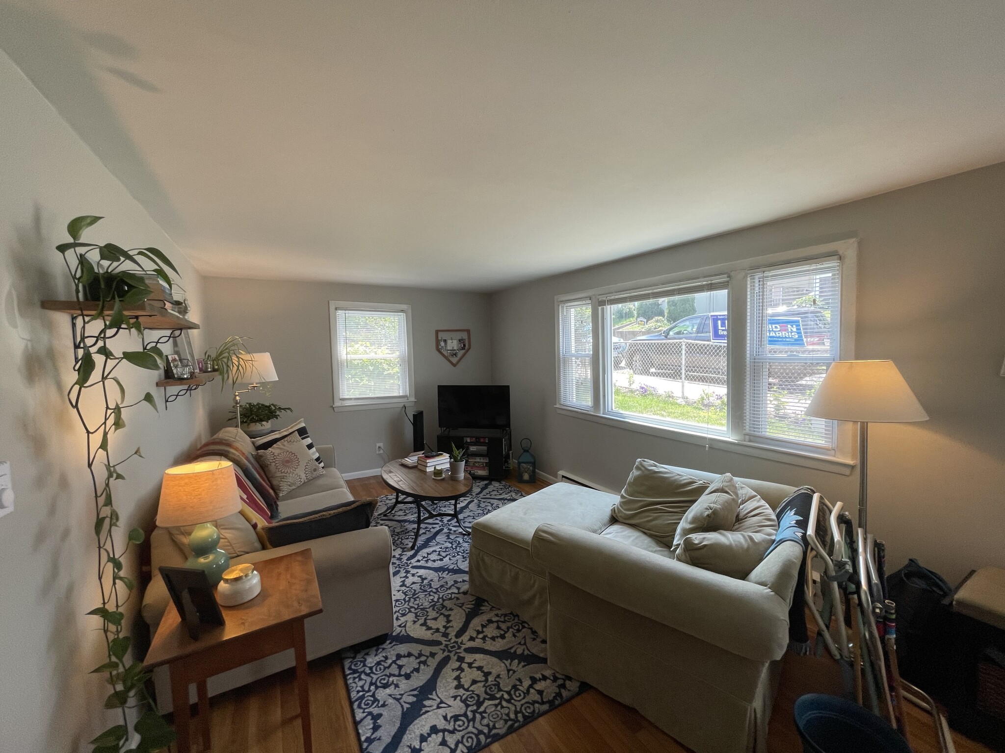 3 bed, 1.5 bath apartment for rent at 83 Brayton Rd, Brighton — photo 7 of 13