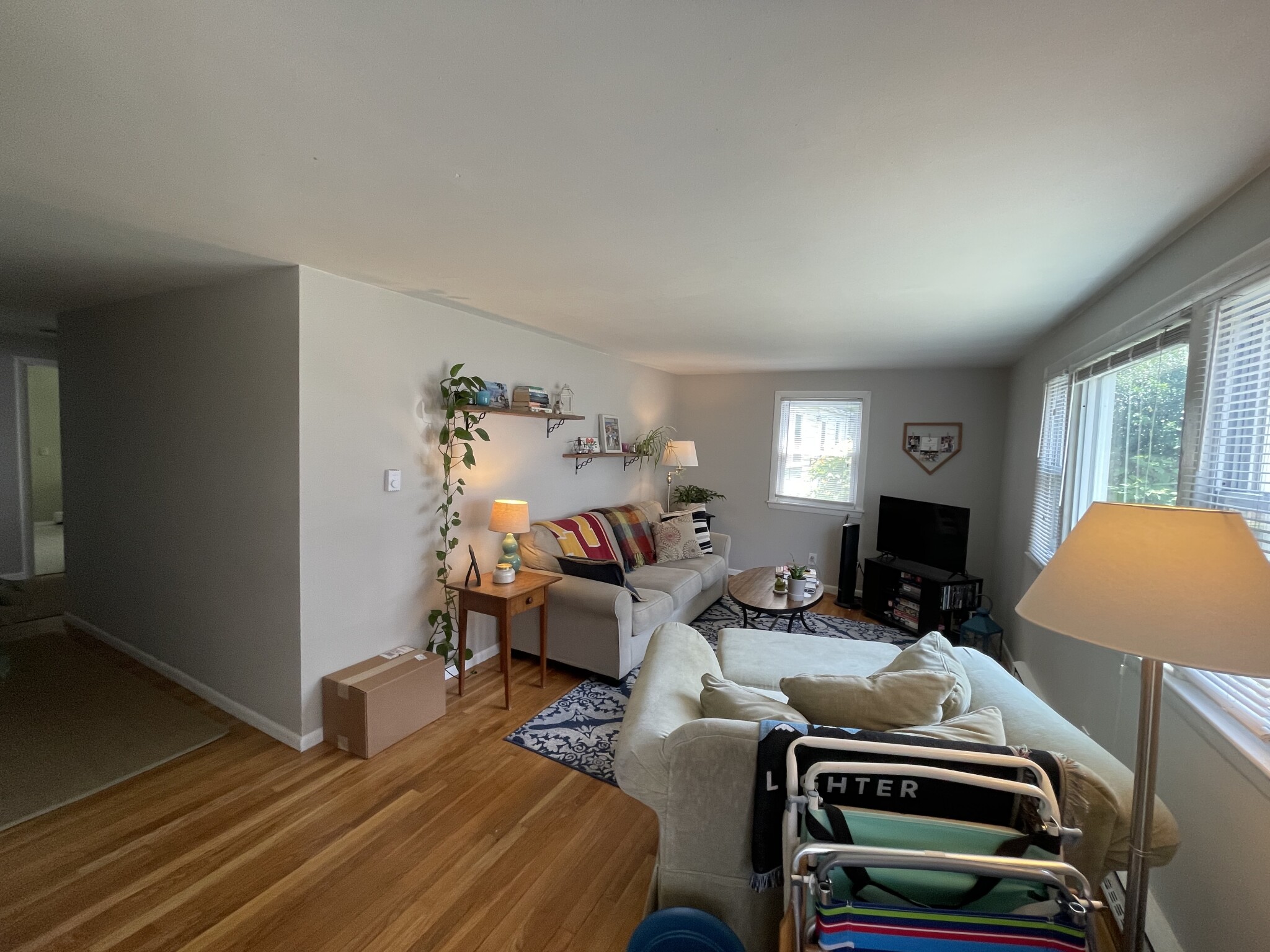 3 bed, 1.5 bath apartment for rent at 83 Brayton Rd, Brighton — photo 5 of 13