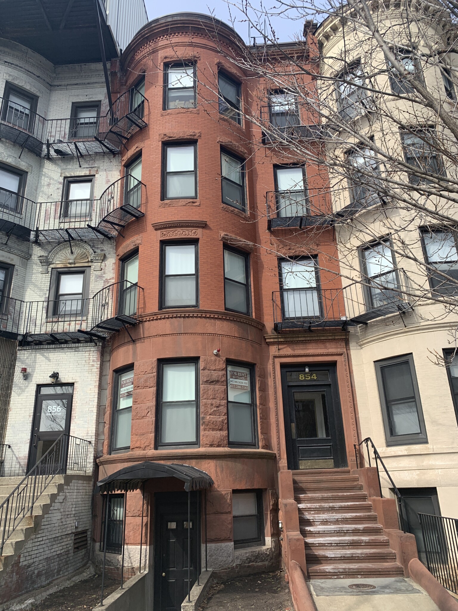Studio bed, 1 bath apartment for rent at 845 Beacon St Unit 15, Fenway — photo 4 of 15