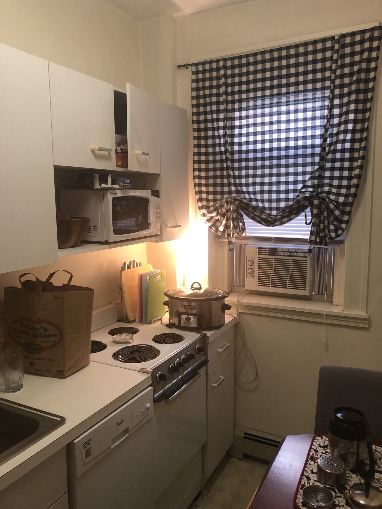 1669 Commonwealth Ave, Brighton