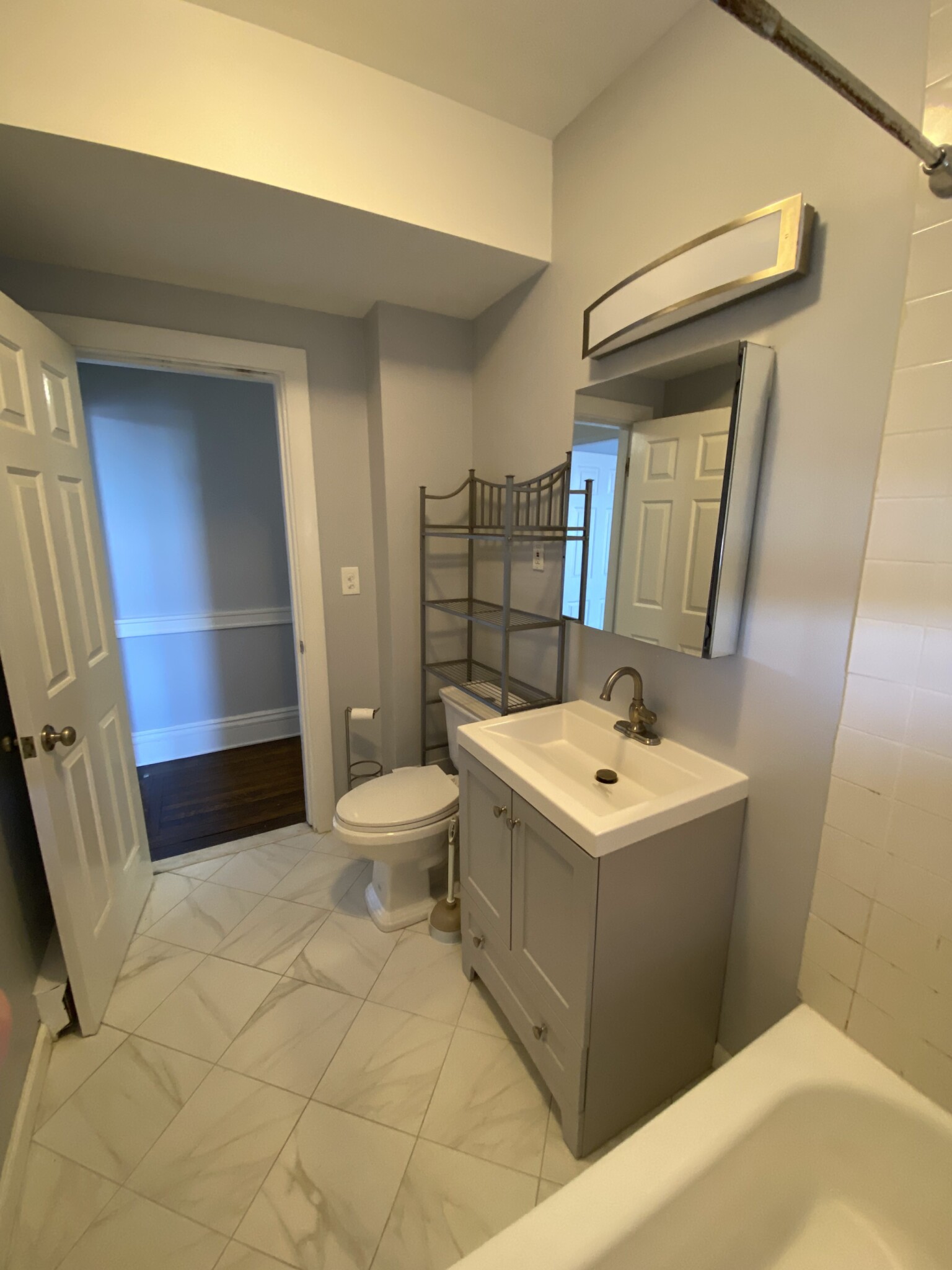 466 Commonwealth Ave, Fenway