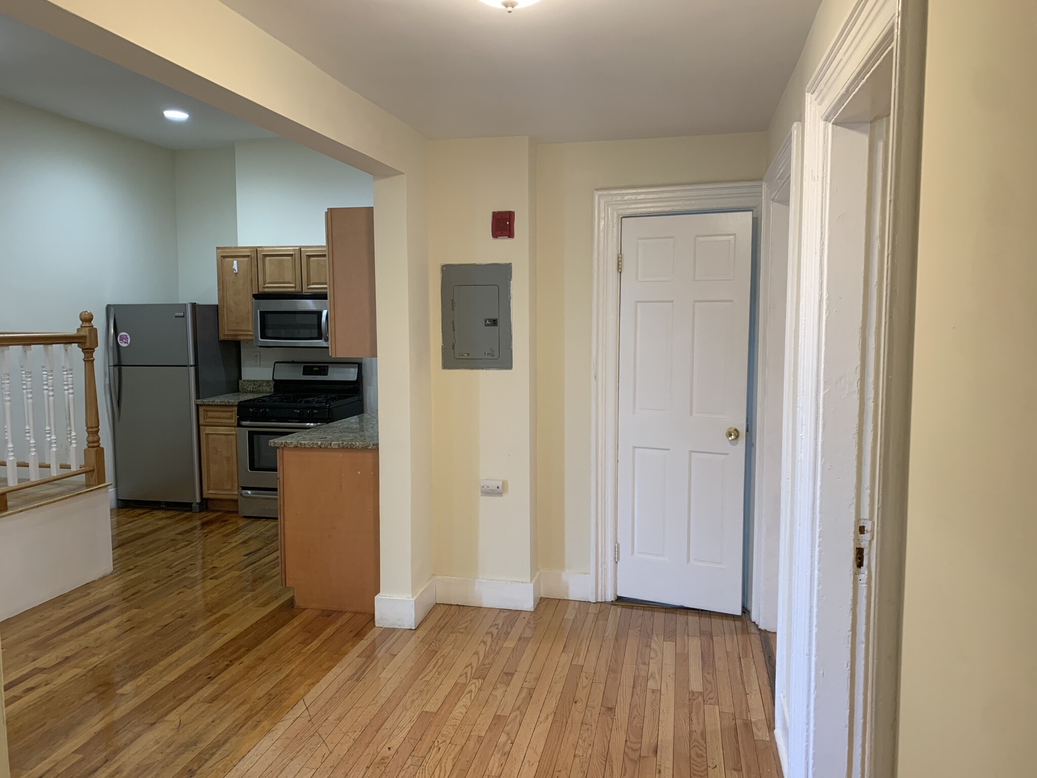 227 Roxbury, Roxbury