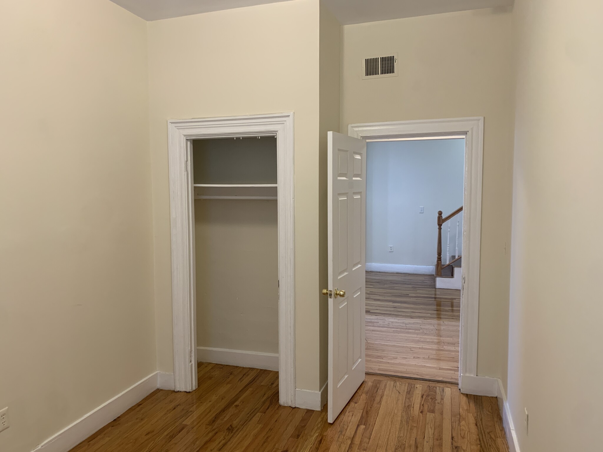 227 Roxbury, Roxbury