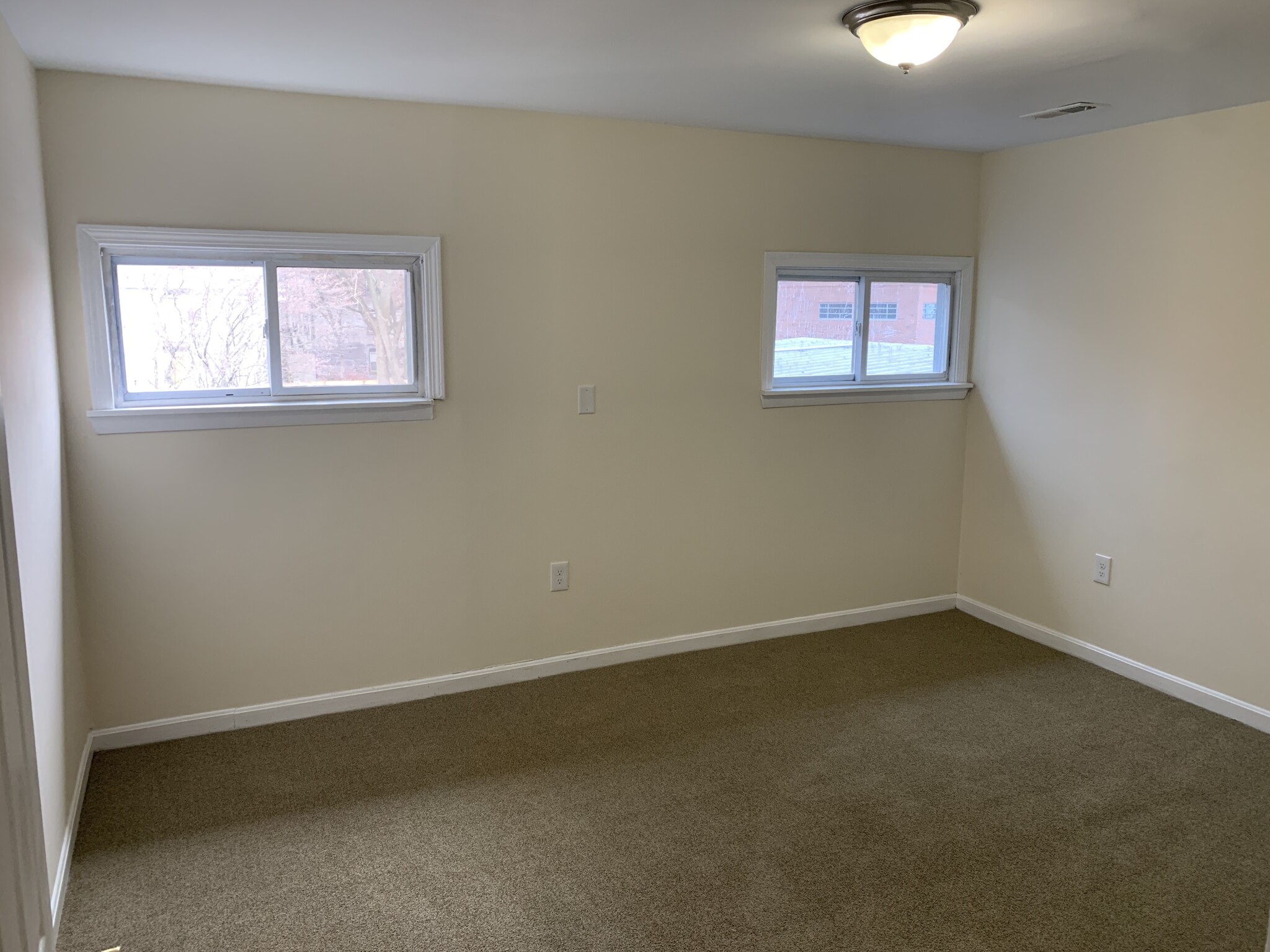 227 Roxbury, Roxbury