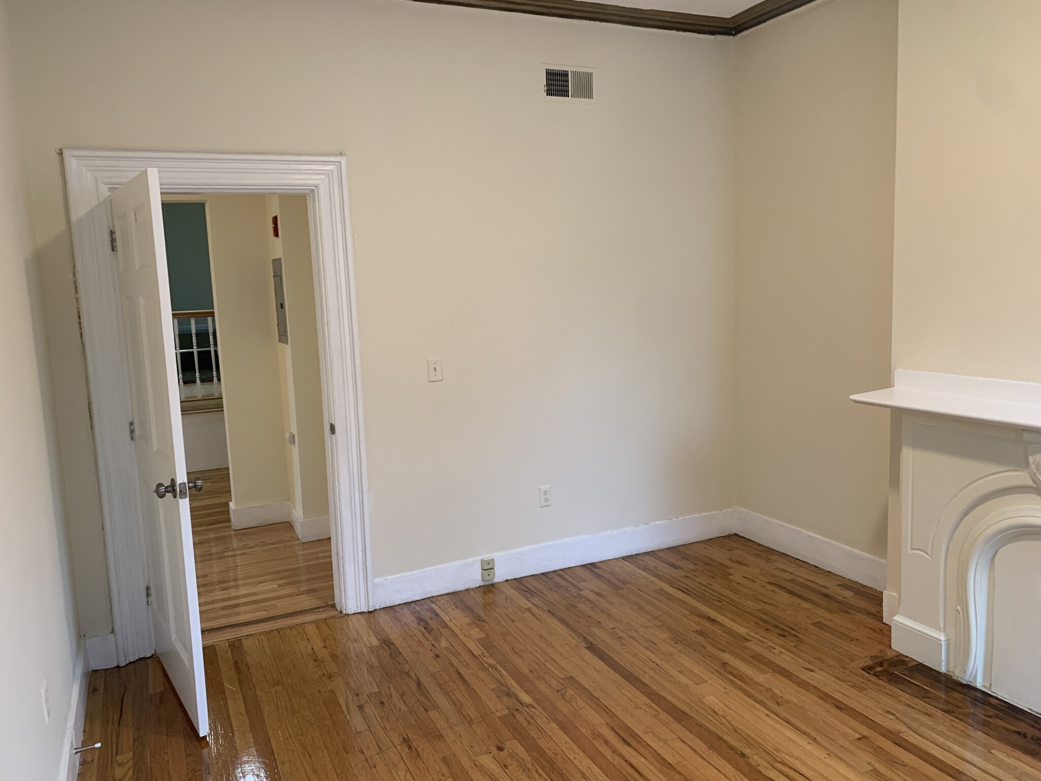 227 Roxbury, Roxbury