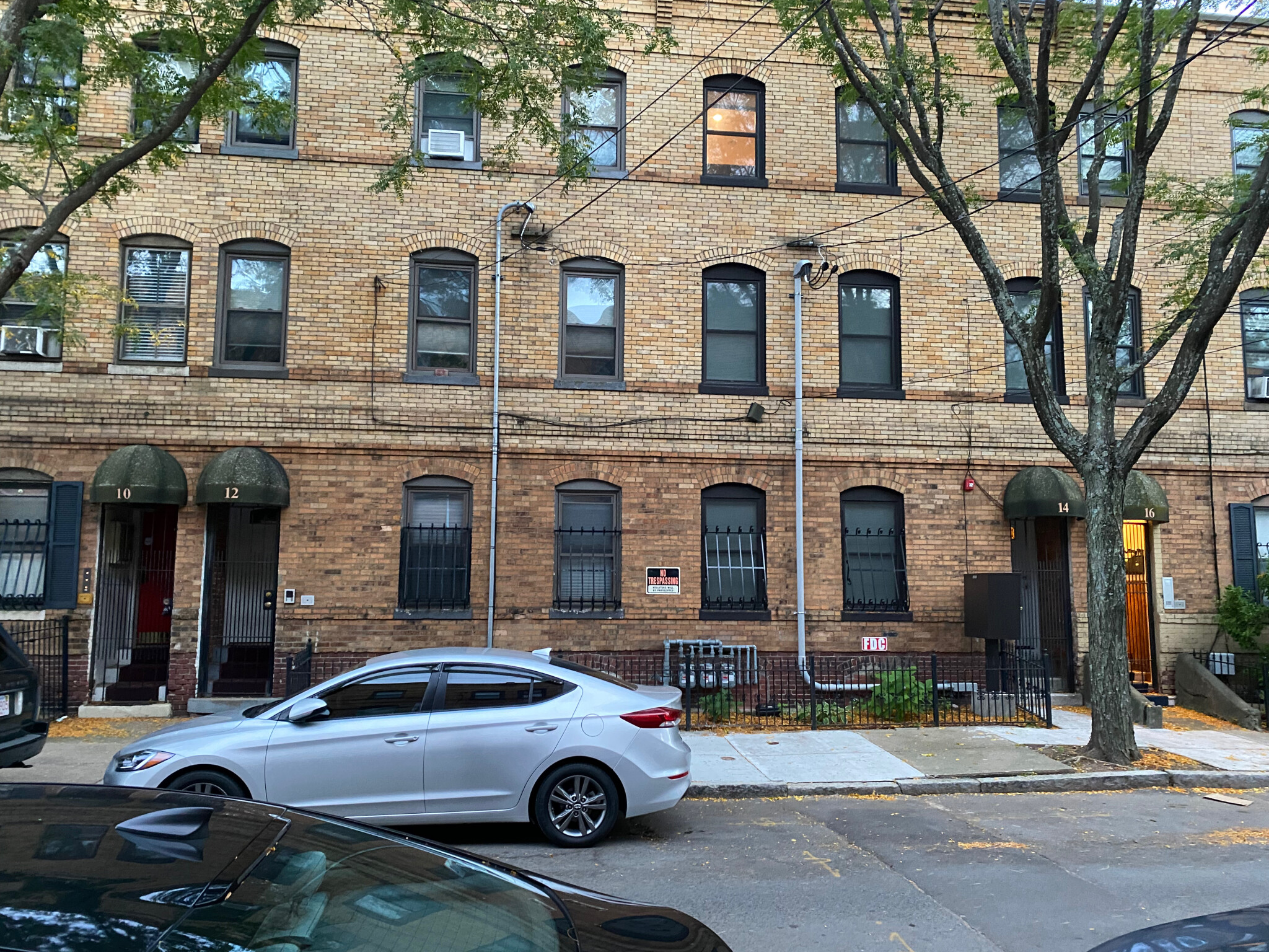 14 Pompeii St, Roxbury