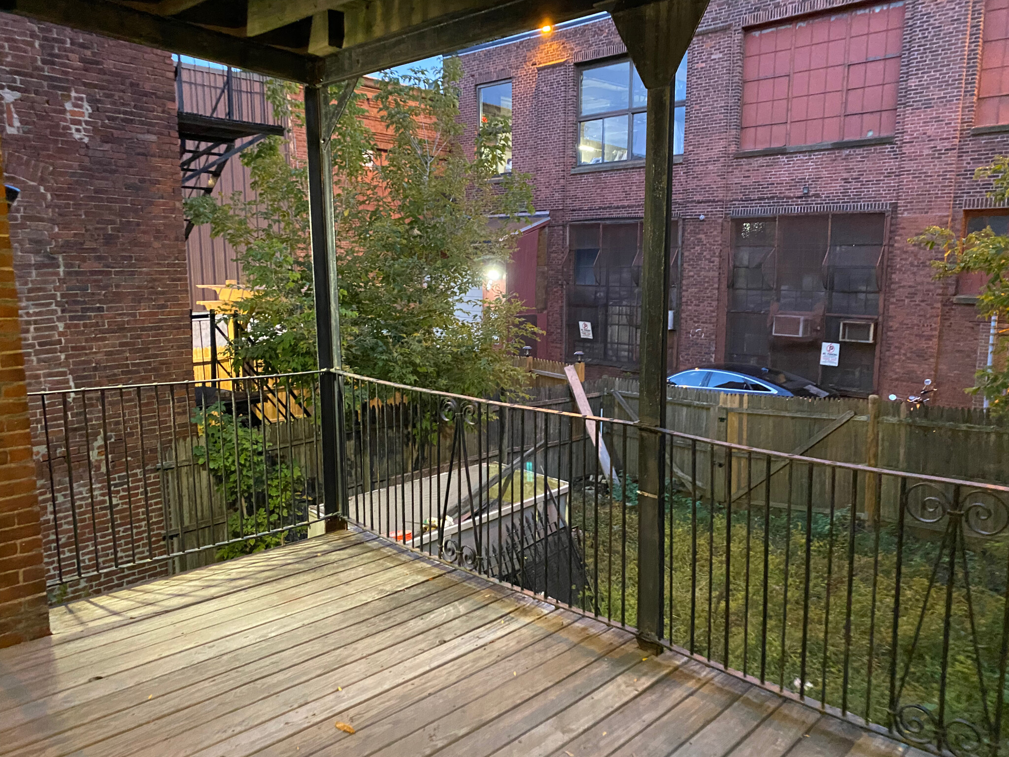 12 Pompeii St, Roxbury