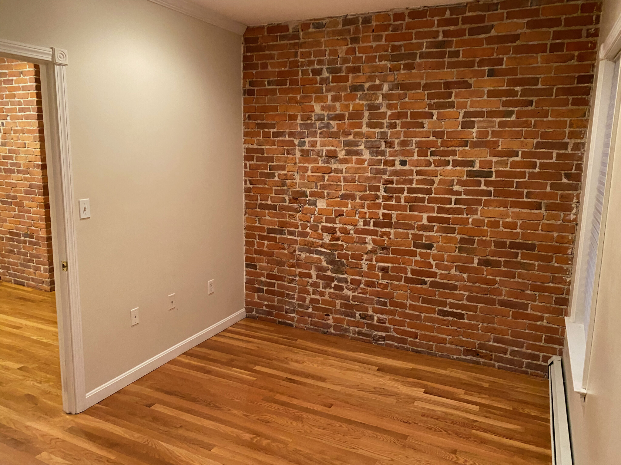 12 Pompeii St, Roxbury