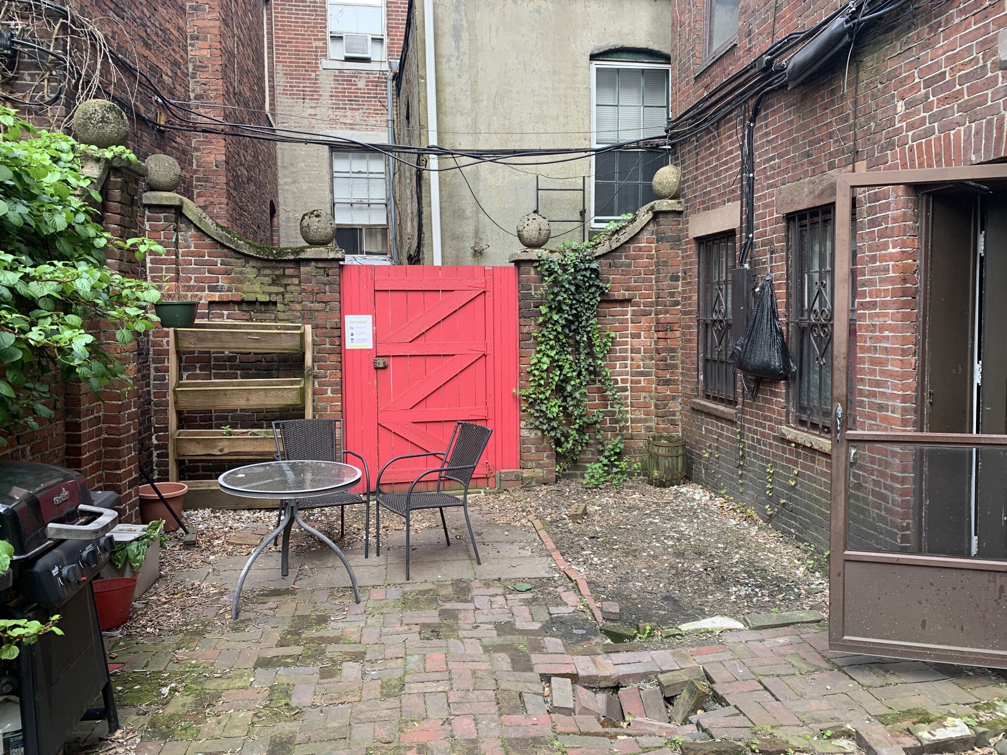 1 Champney Pl, Beacon Hill