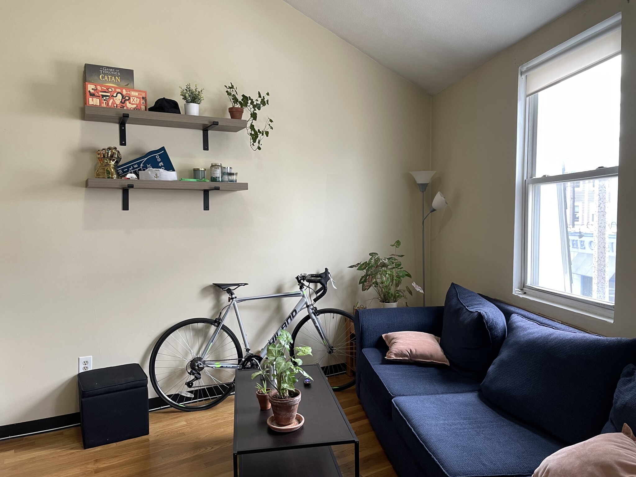 17 Leeds St, South Boston