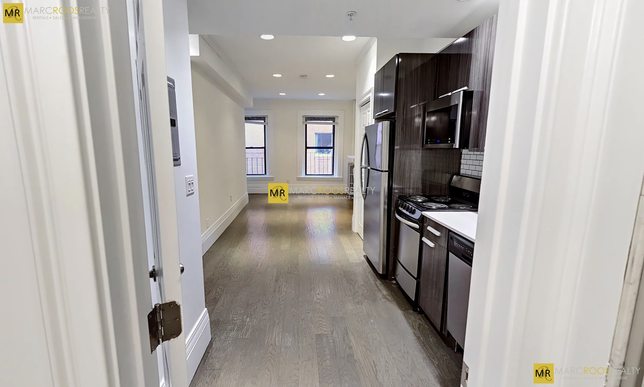 Photo 5 of 270 Newbury St. Unit 6
