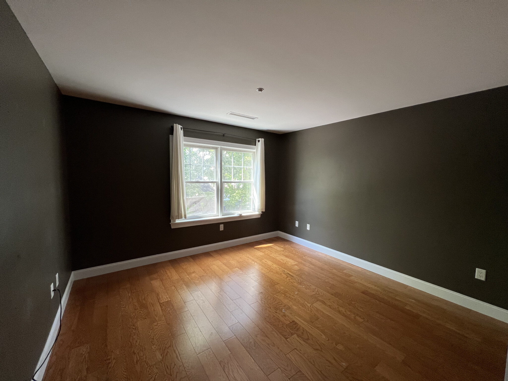 5170 Washington St, West Roxbury