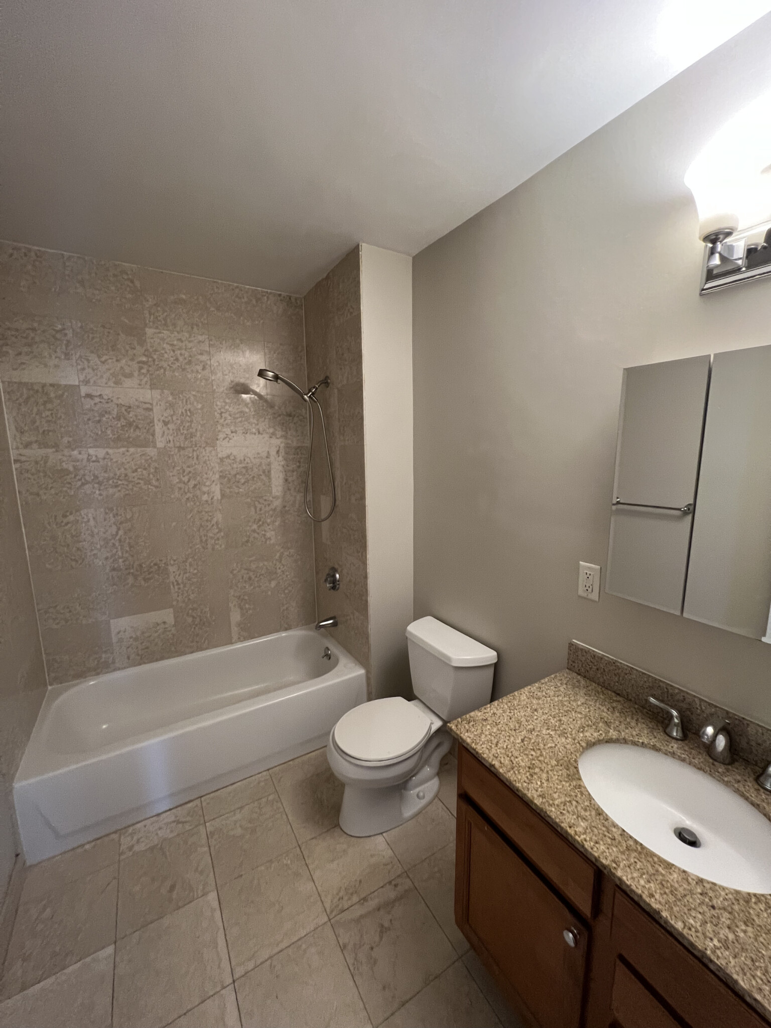 5170 Washington St, West Roxbury